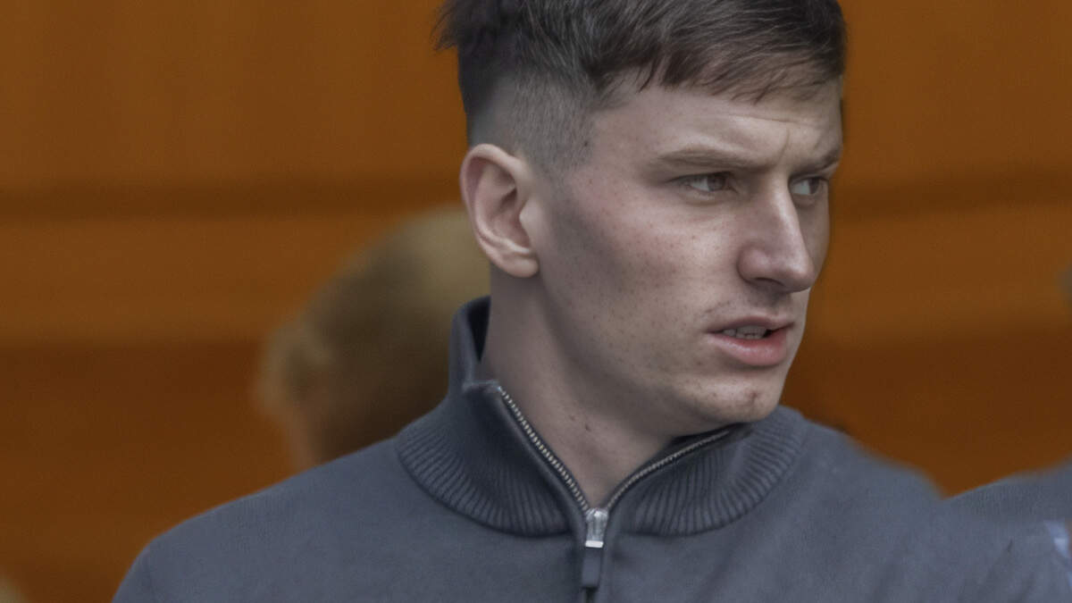 Man jailed for unprovoked one-punch attack that left victim fighting ...