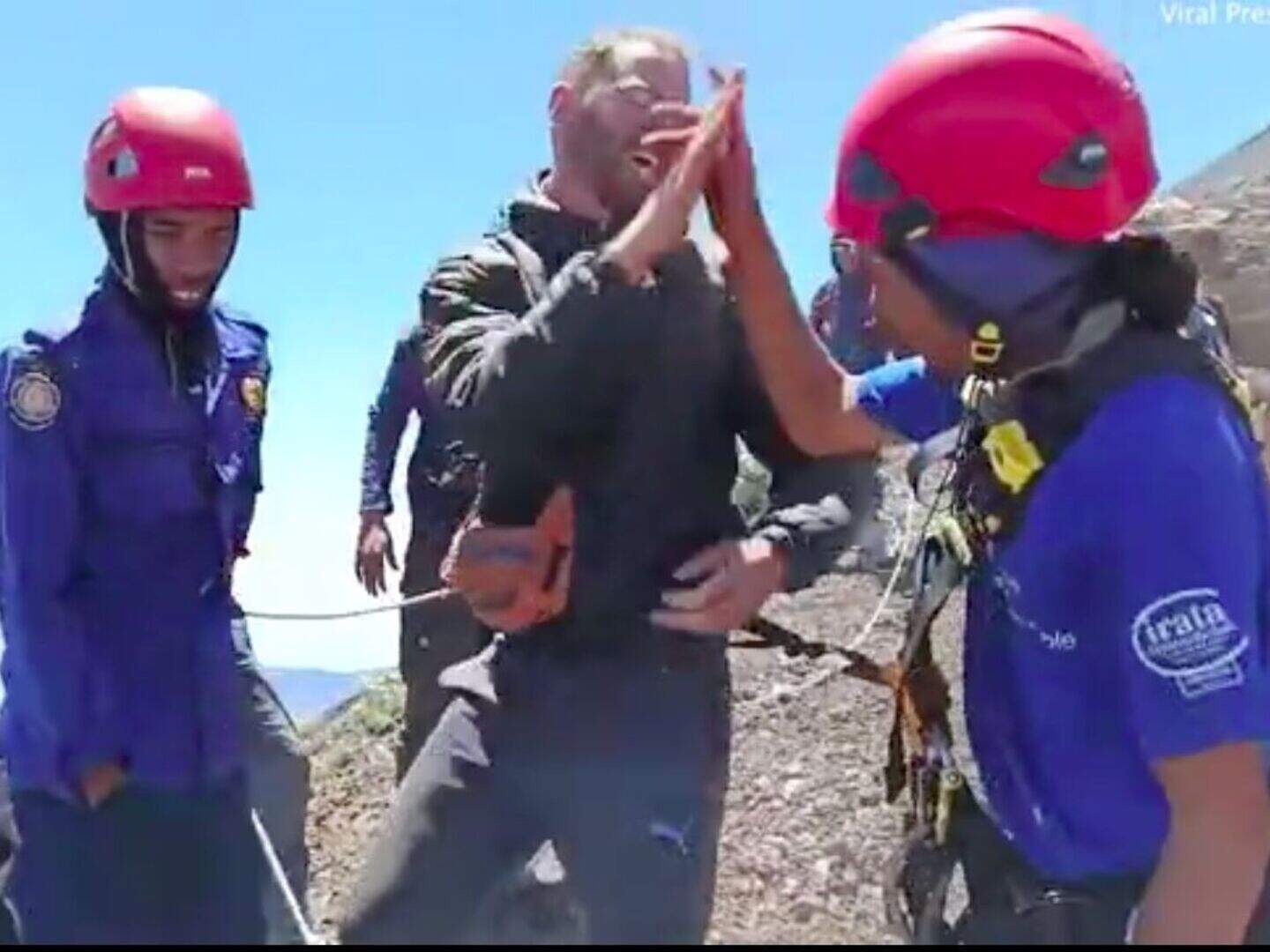 Person Volcano Fall Irishman (31) thanks his rescuers after surviving 650ft volcano fall in ...