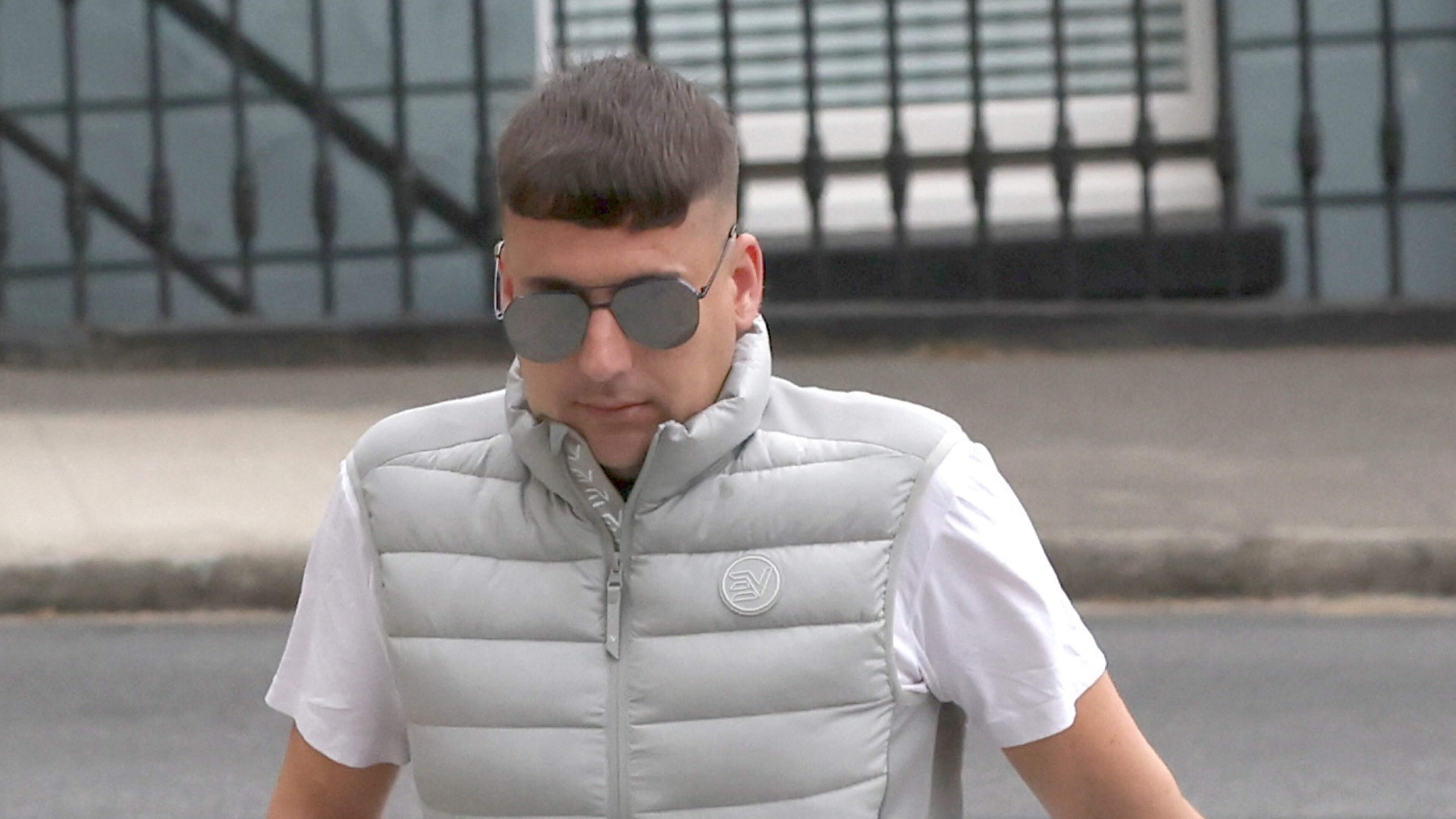 Dubliner’s dog ‘savaged’ garda’s face as he chased suspected drug dealer