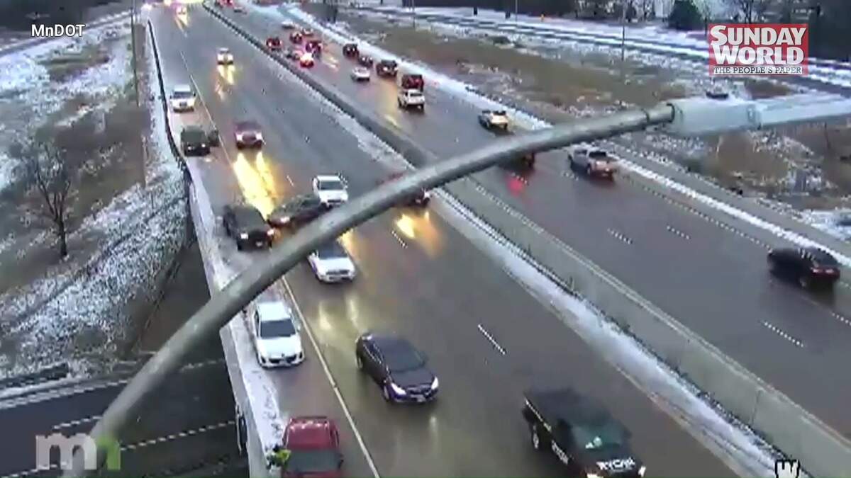 Chaos on highway as slippery road conditions cause multiple crashes ...