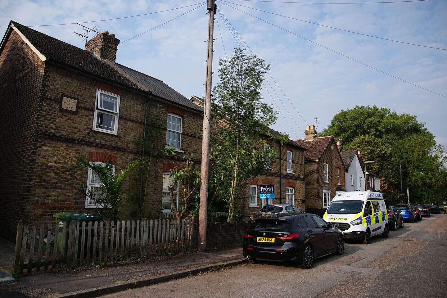 Staines deaths: Floral tributes laid after man and three children found ...
