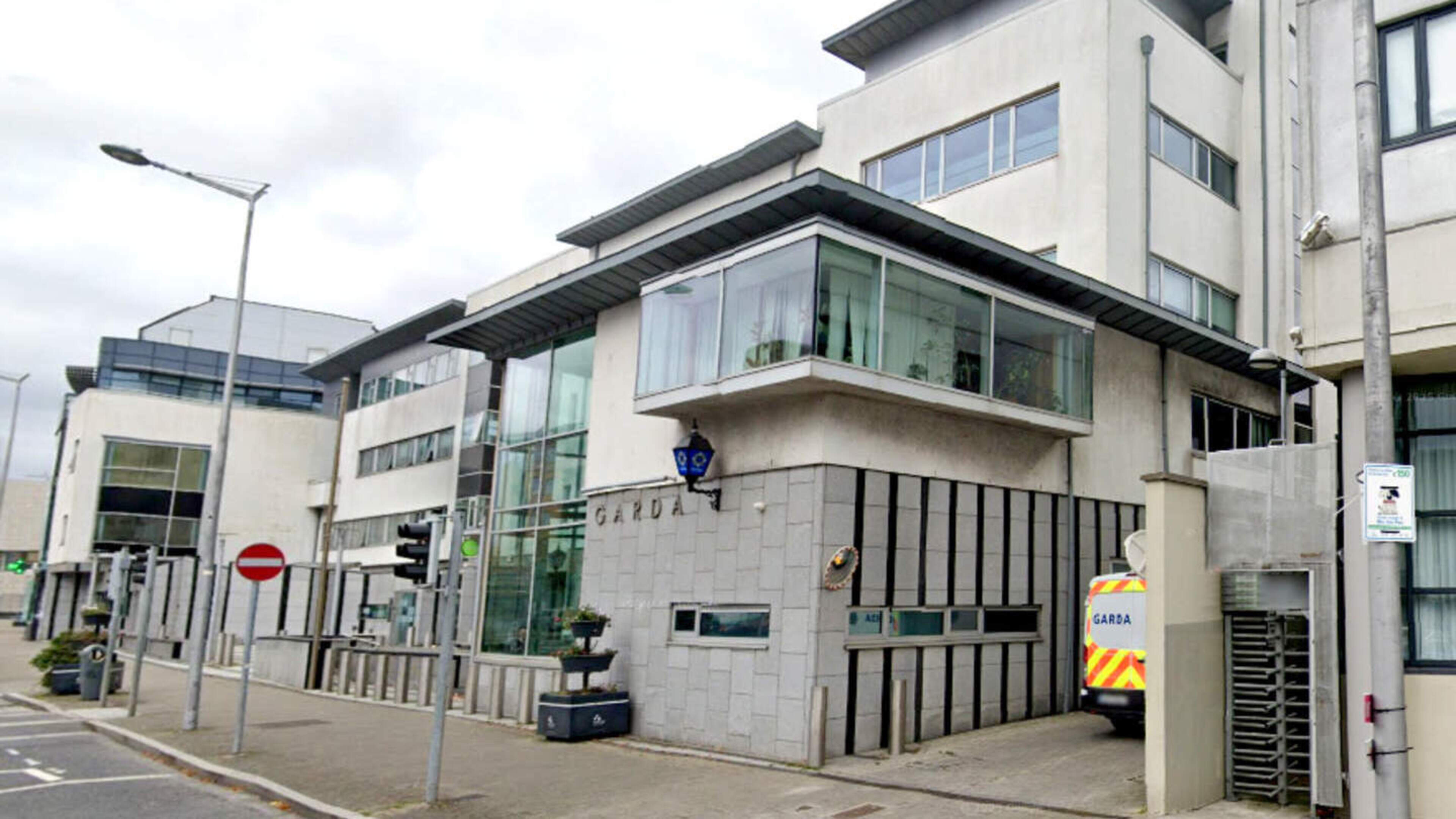 Ballymun house left with bullet holes in windows as gardaí hunt shooter in feud attack