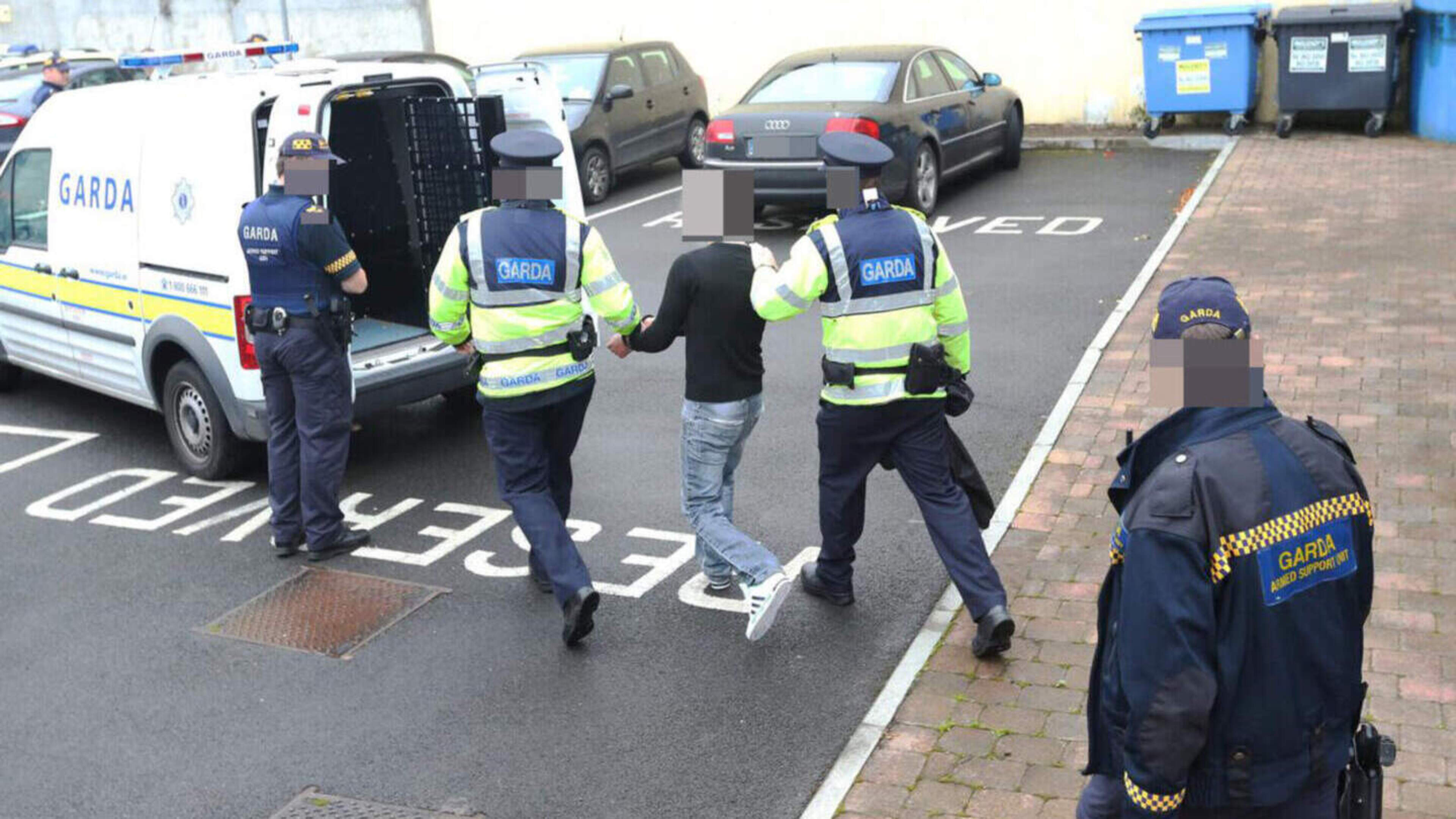 Notorious ‘Athlone child rapist’ badly beaten in Midlands Prison