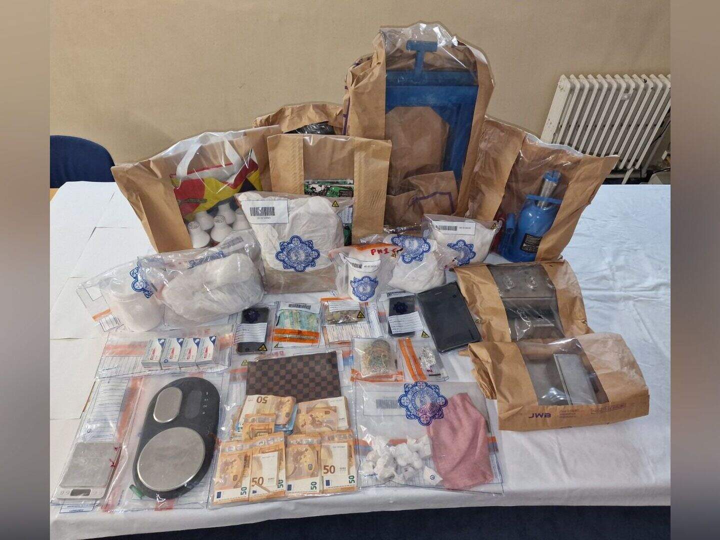 Two men arrested as huge haul of drugs worth €1.3m seized in Smithfield ...