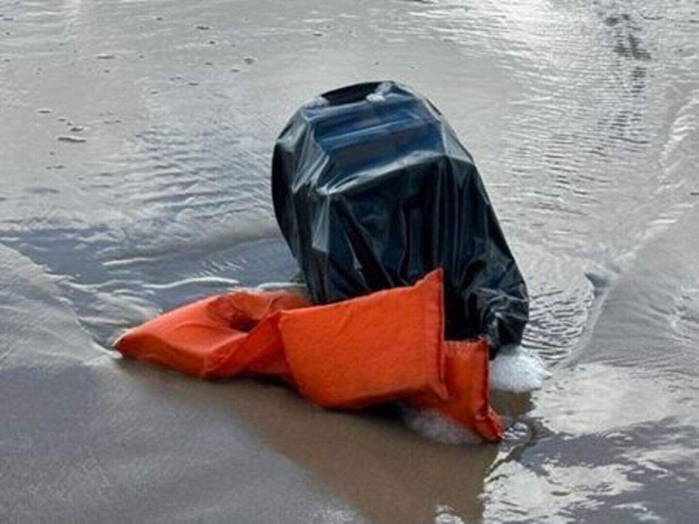 Dutch rescue crew find 50 kilos of drugs washed up on shore | Crime World