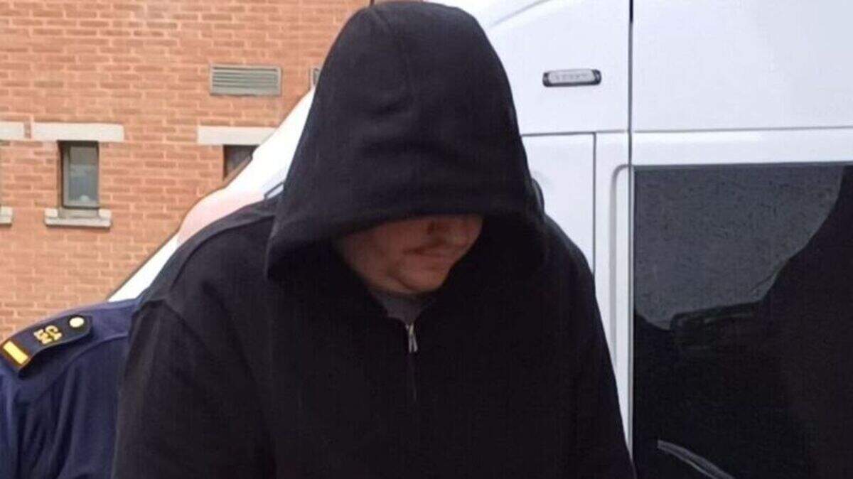 ‘He was covered in blood’ - Takeaway owner on the moment crazed mum killer was arrested