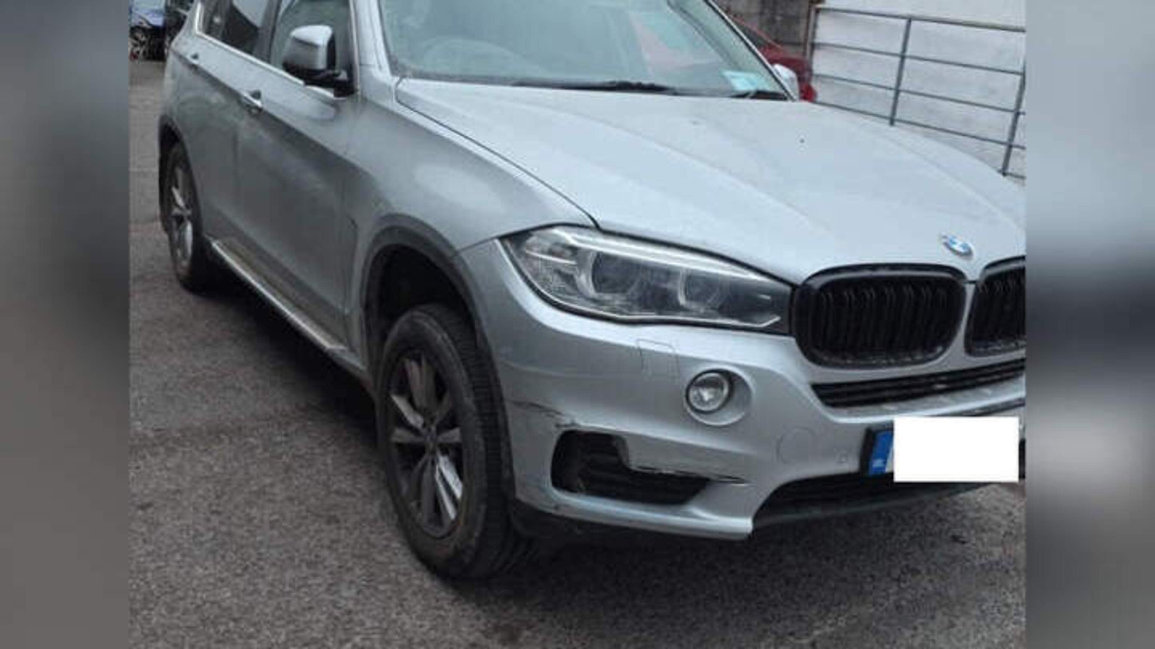 Three teens appear before court after Garda patrol car allegedly rammed by stolen SUV