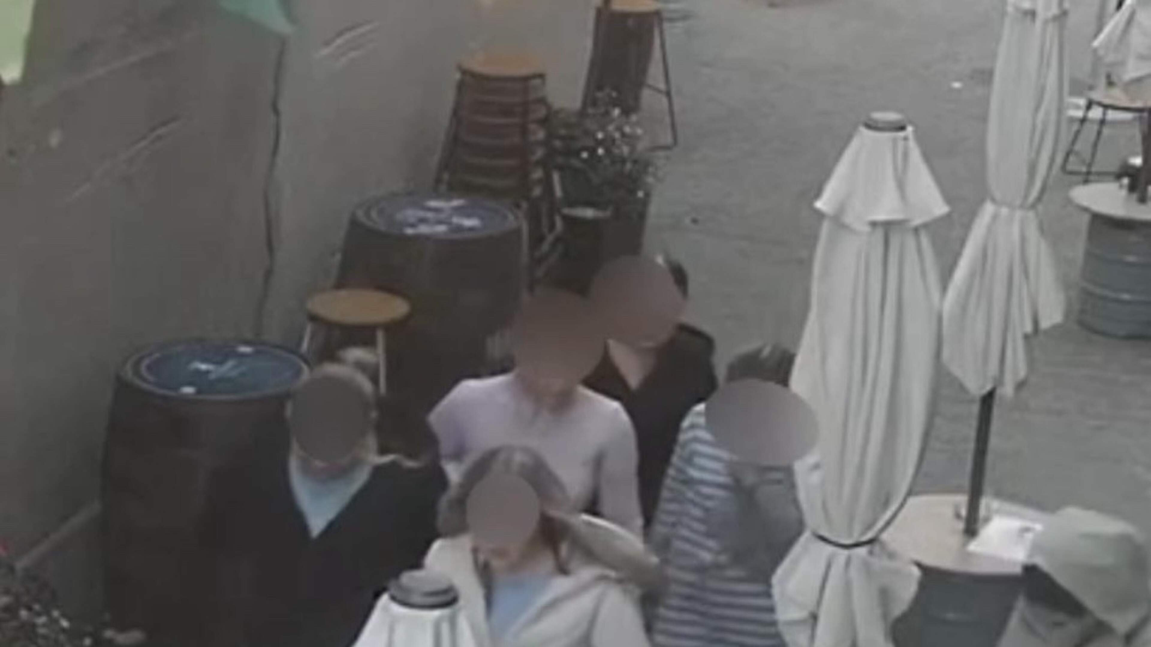 Gardai launch probe after sick pranksters pour baby oil on well-known pub’s steps