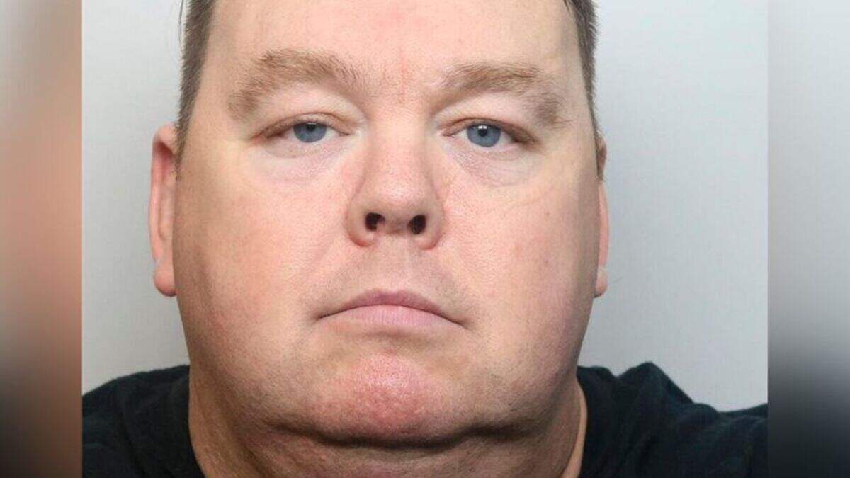 Wheels come off mob launderer Thomas Rooney's chauffeur business as CAB ...