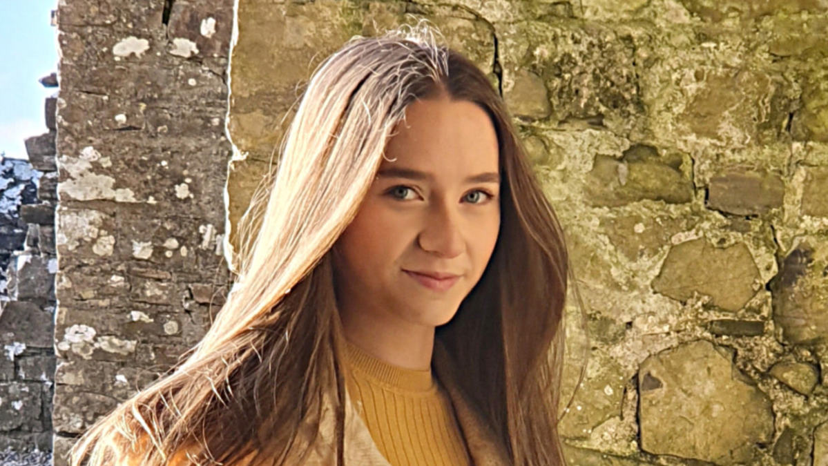 Irish teenager Amy Rigney gets online voice coaching from Righteous ...