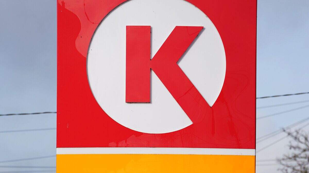 Two men wearing face masks caught with €10k of cigarettes and vapes from Circle K, court told