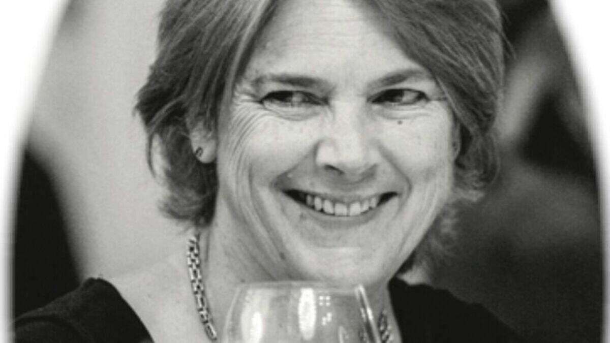 Wicklow drowning: Tributes paid to Lynne Freeman who died while ...