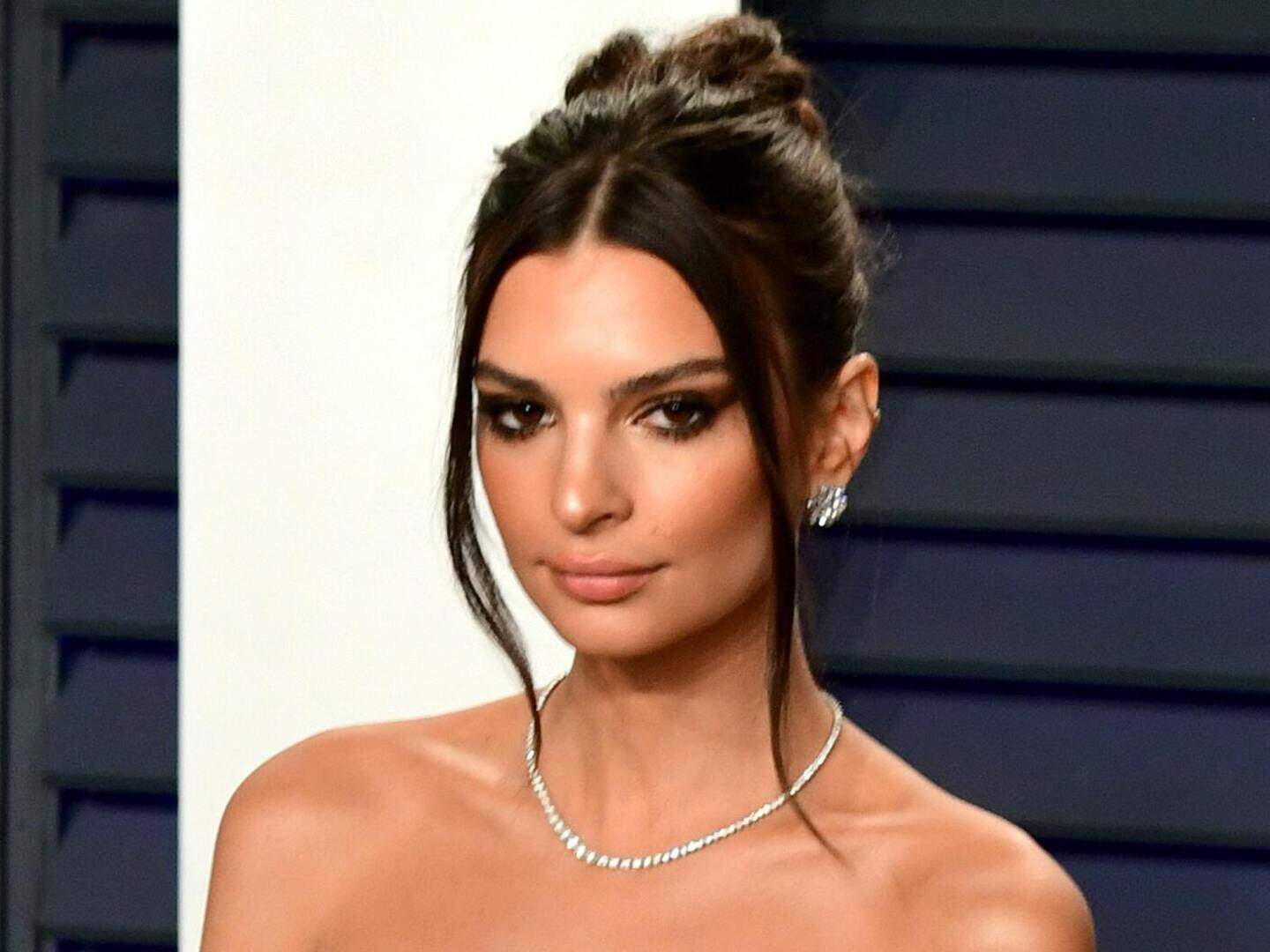 Model and actress Emily Ratajkowski shares baby news | Crime World