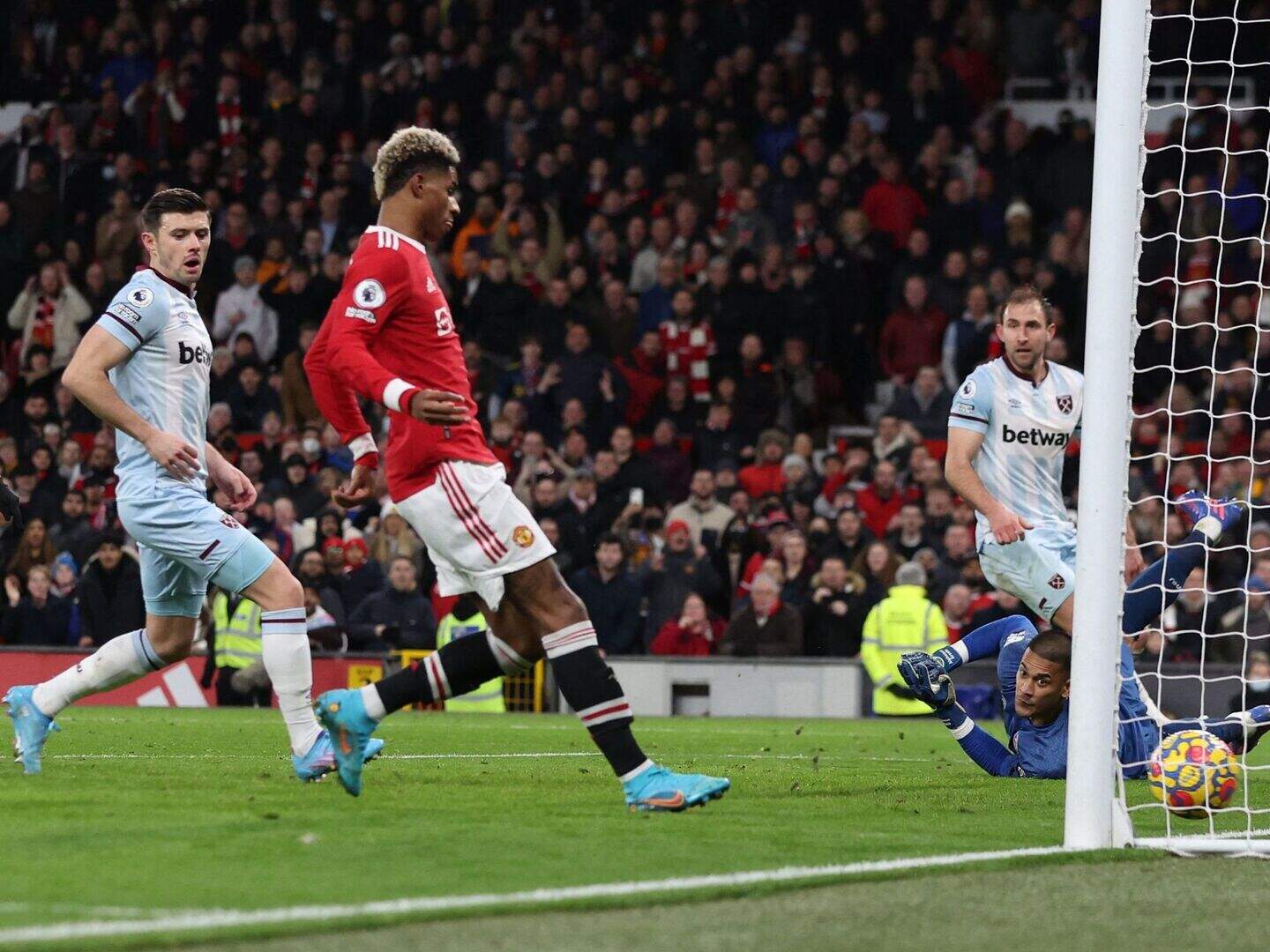 Rangnick reacts to Man United's late, late show | Crime World