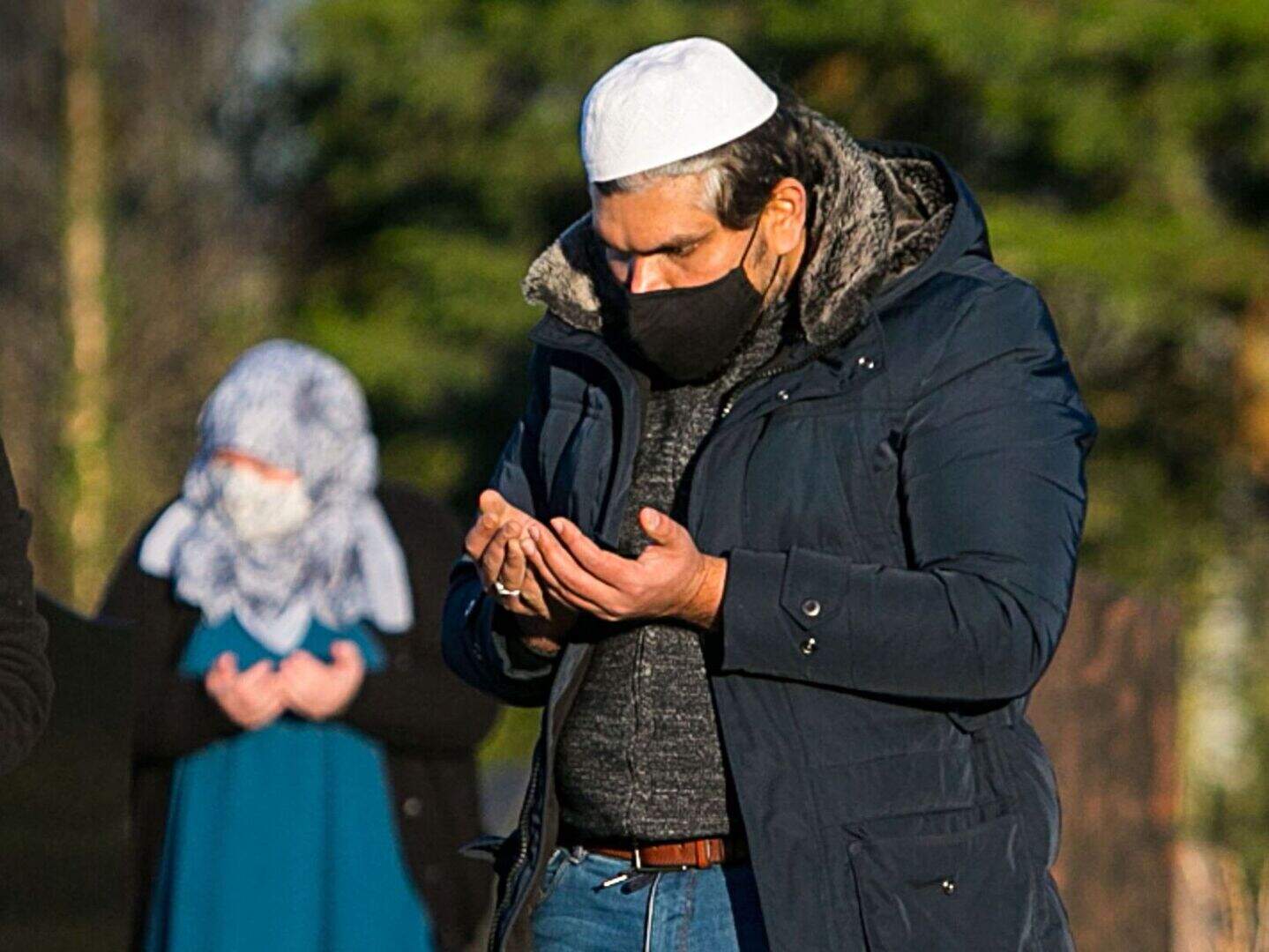 Witnesses 'appalled' by killer Sameer Syed's crocodile tears at funeral ...