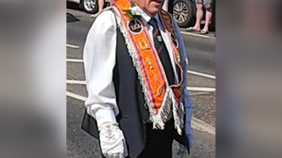 Serial bluffer slammed for parading AGAIN as fake war hero in Orange parade