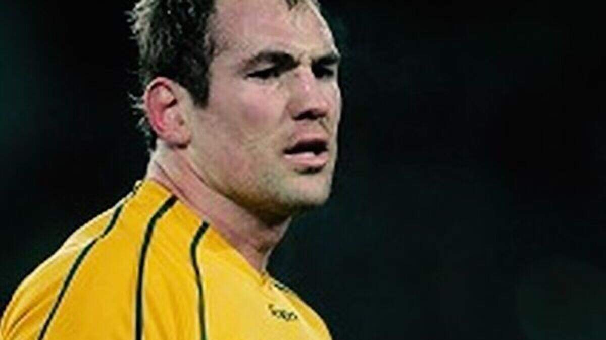 Rocky Elsom: Ex-Leinster rugby star who is on-the-run from police to ...