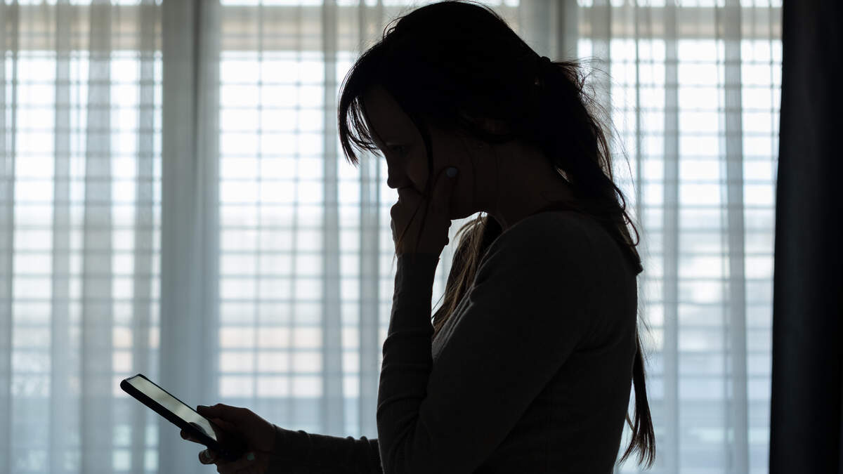Teenager says she was left ‘completely broken’ after ex circulated intimate images of her