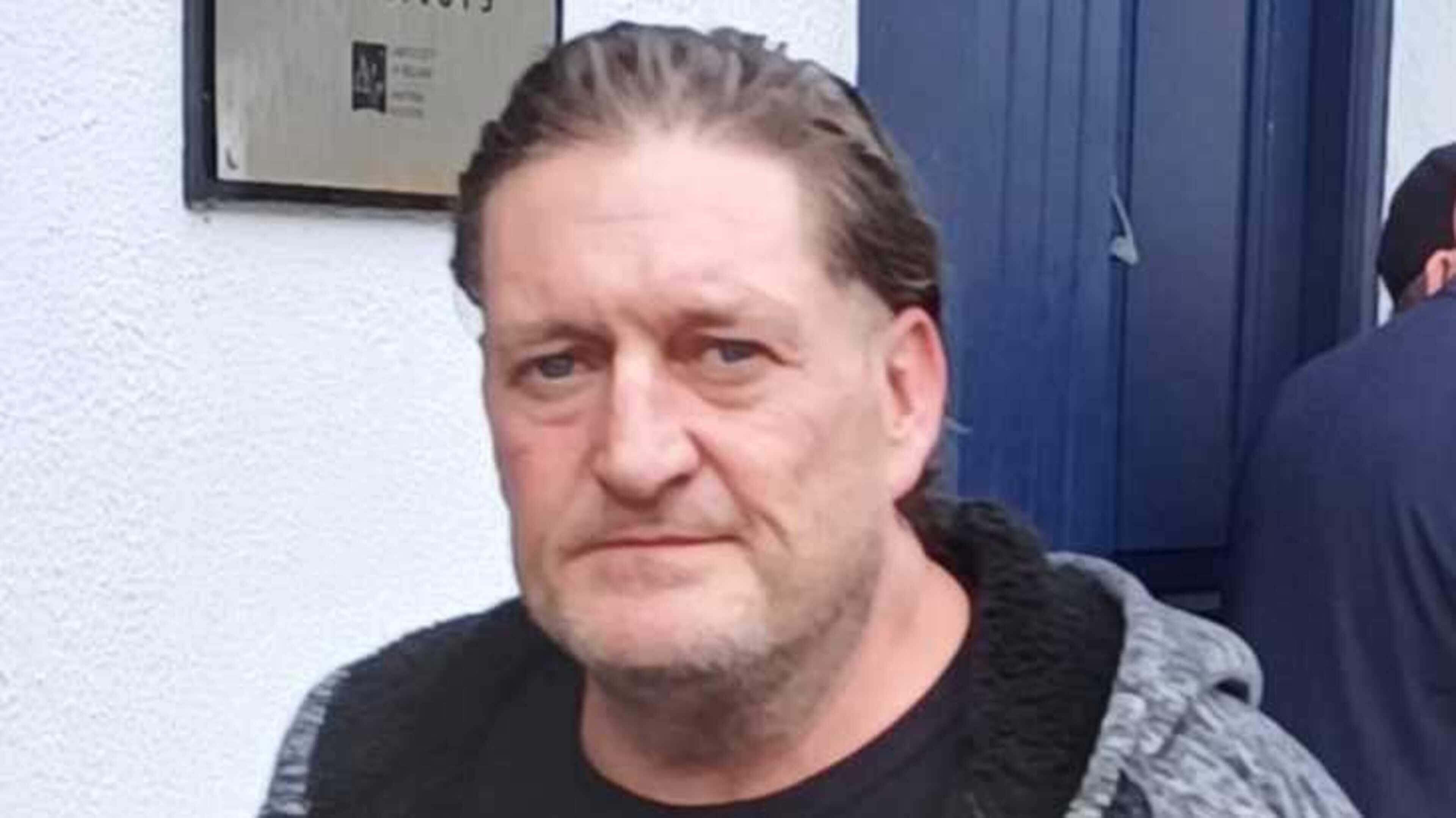 Gardaí admit to having difficulties locating man accused of assaulting three officers