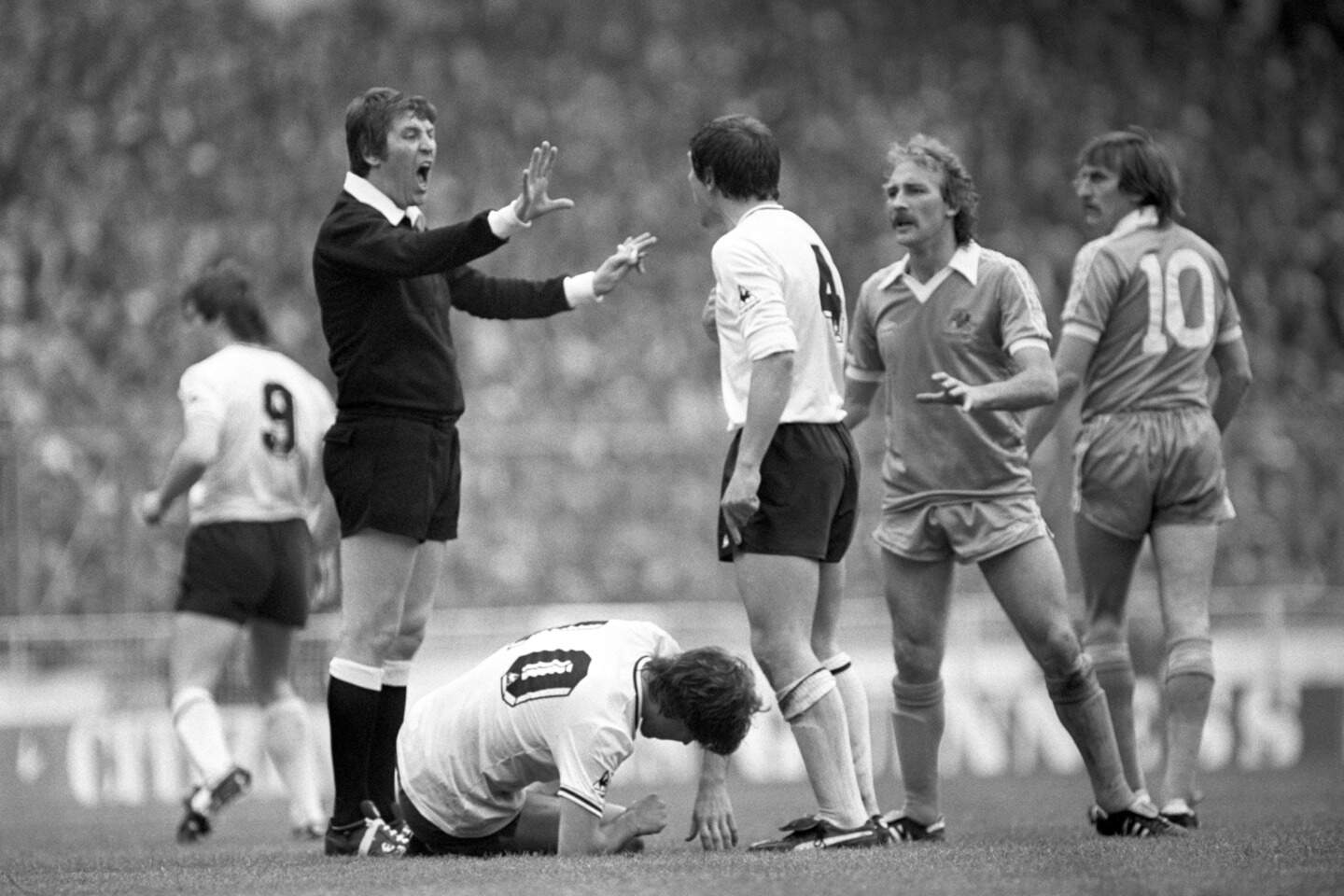 Ex-referees boss Keith Hackett hopes Premier League follows Euros take ...