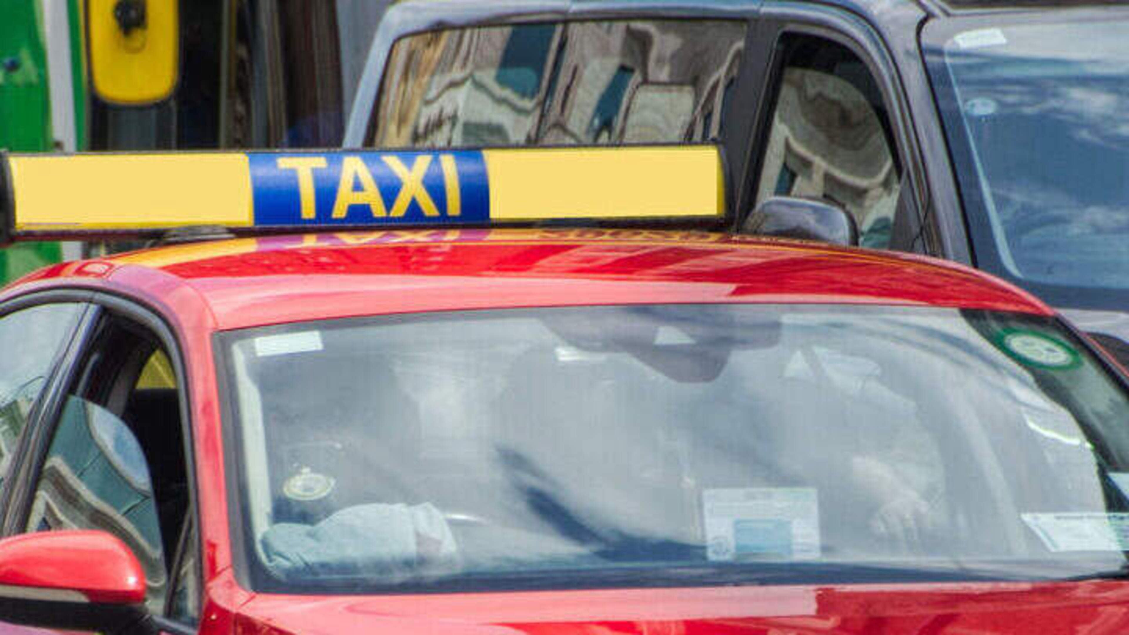 Thief who threatened to shoot taxi driver on Christmas Eve jailed for ‘particularly mean’ robbery