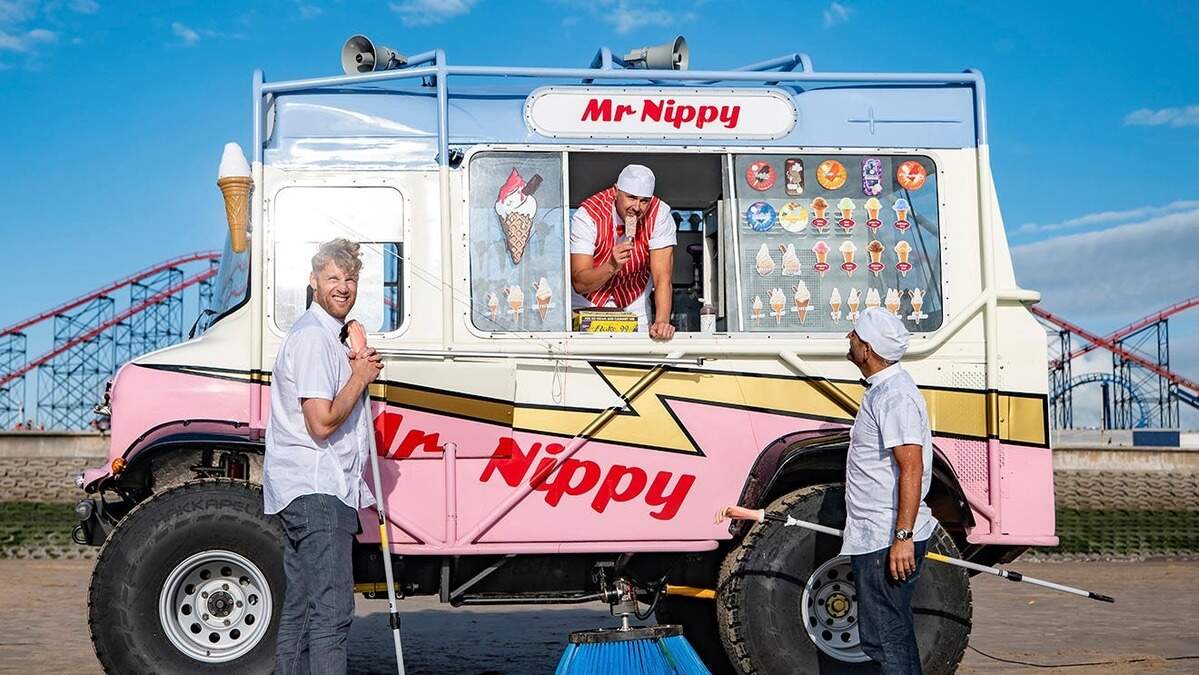 Top Gear presenters unveil their cars of the year | Crime World