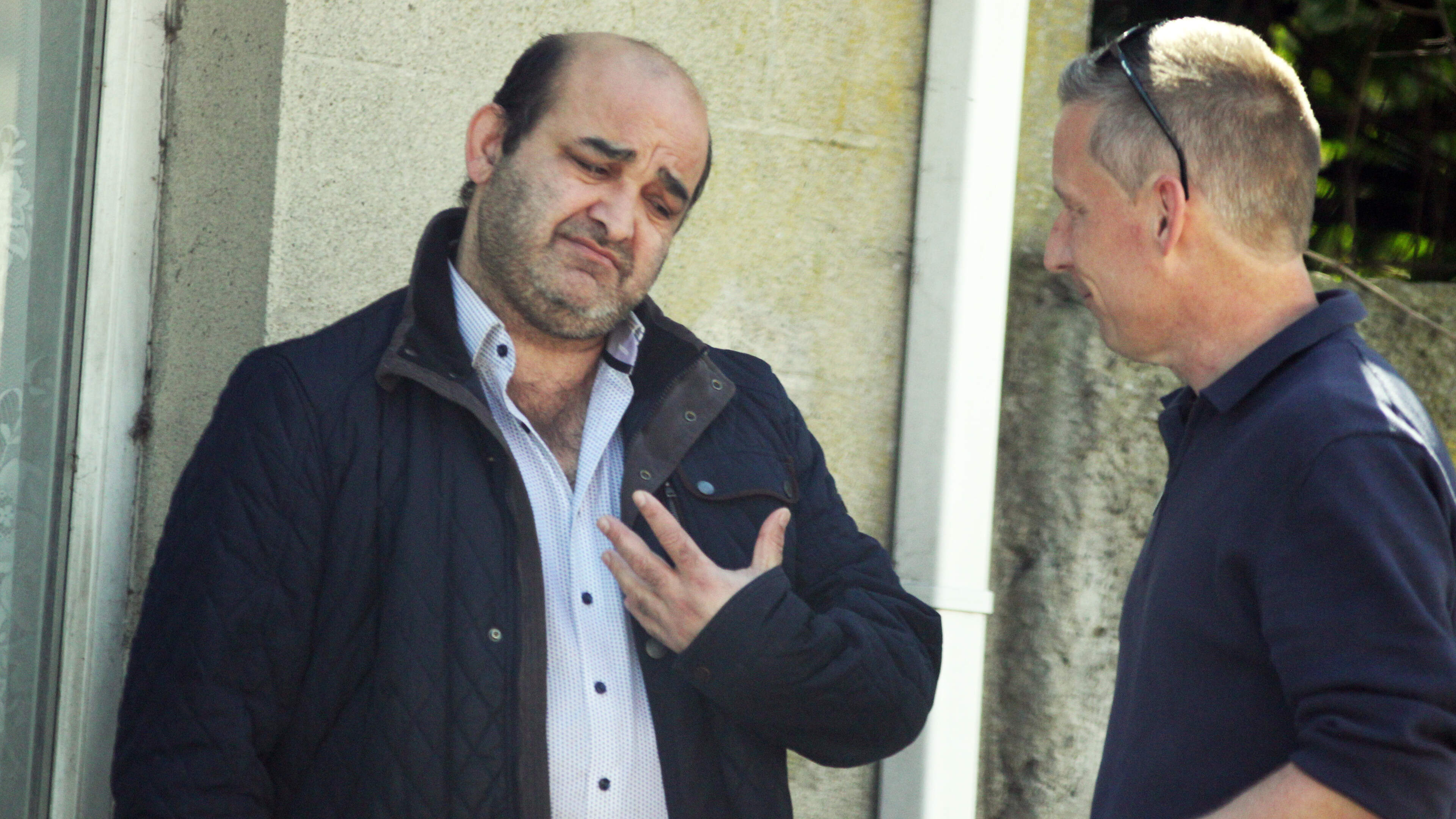 Social welfare dad-of-six stands by claim he pays chauffeur €250 a week to drive him around