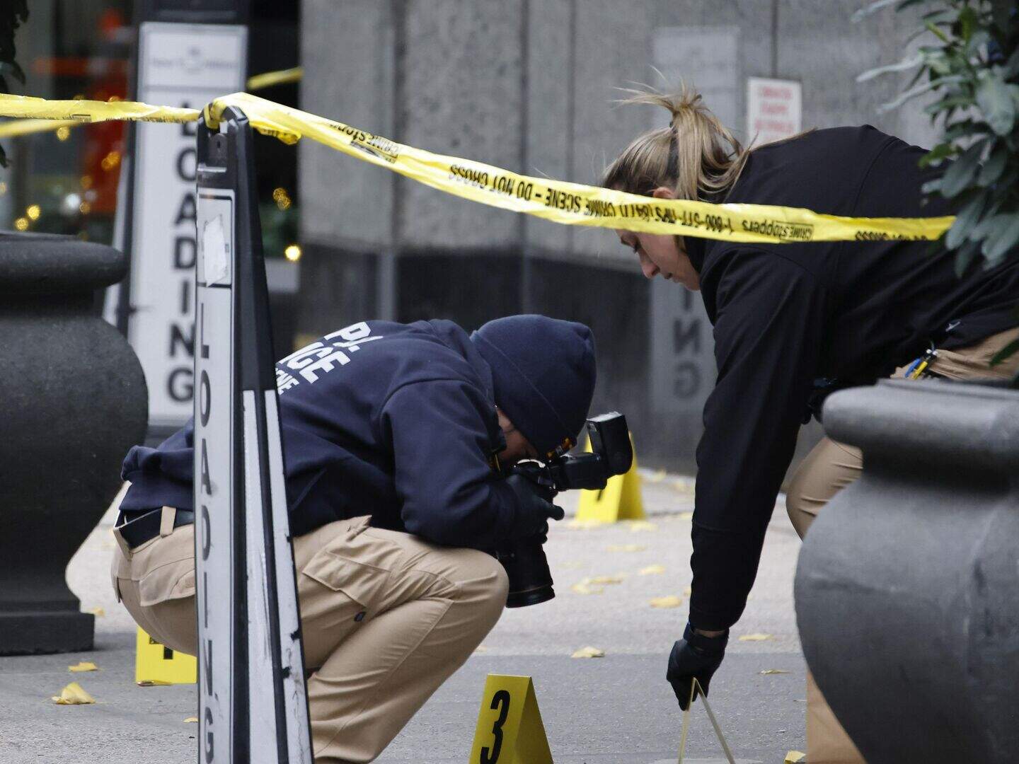 Police release unmasked images of suspect in killing of CEO Brian ...