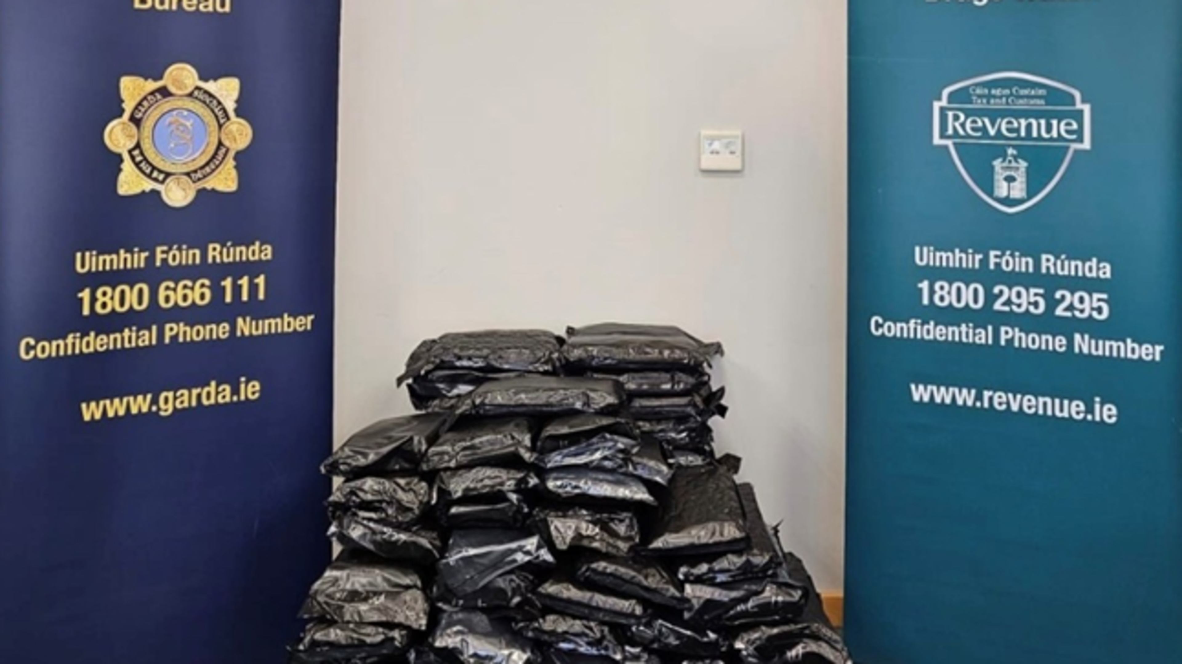 Three arrested as gardaí seize drugs worth €1.2 million in Dublin