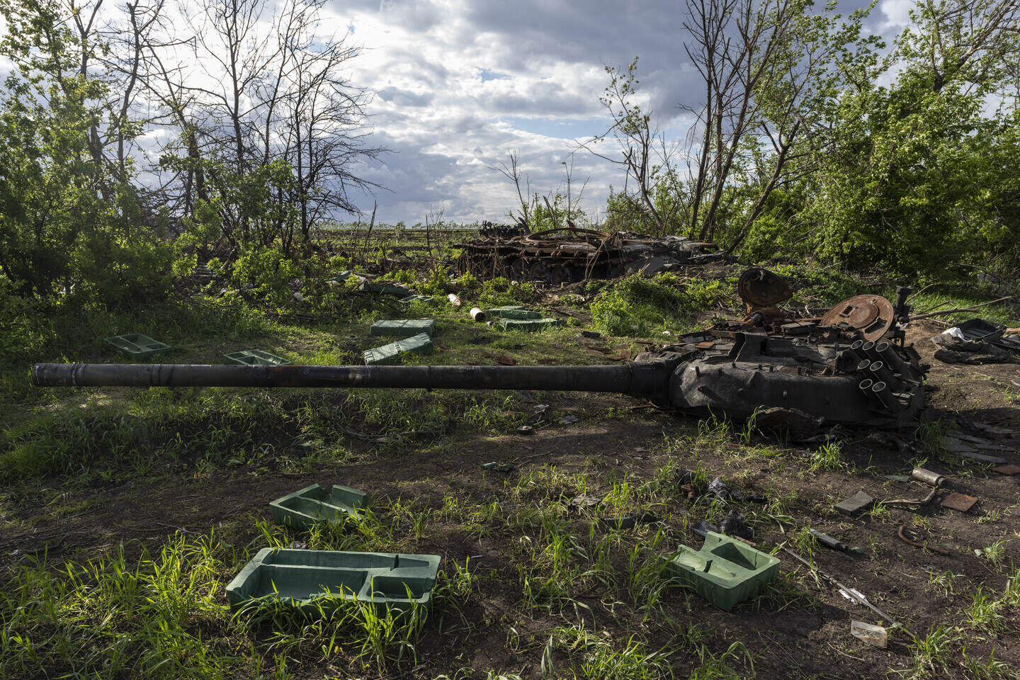 Russia Ukraine war: Efforts to rescue last Mariupol defenders as ...