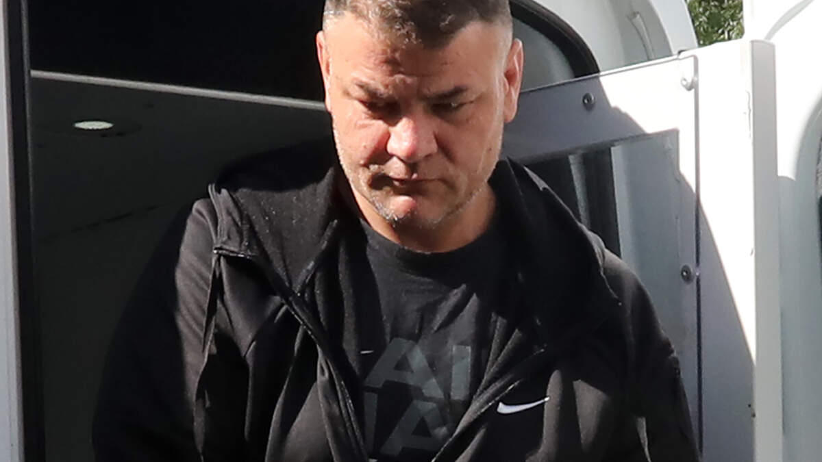 Veteran gangster fired gunshots through front door of innocent family's home