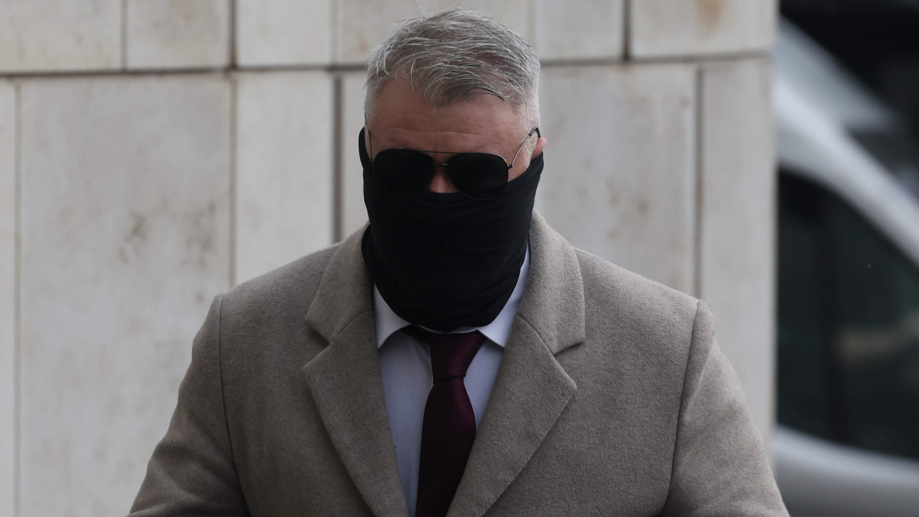 Dublin man who returned to pub armed with hammer gets community service
