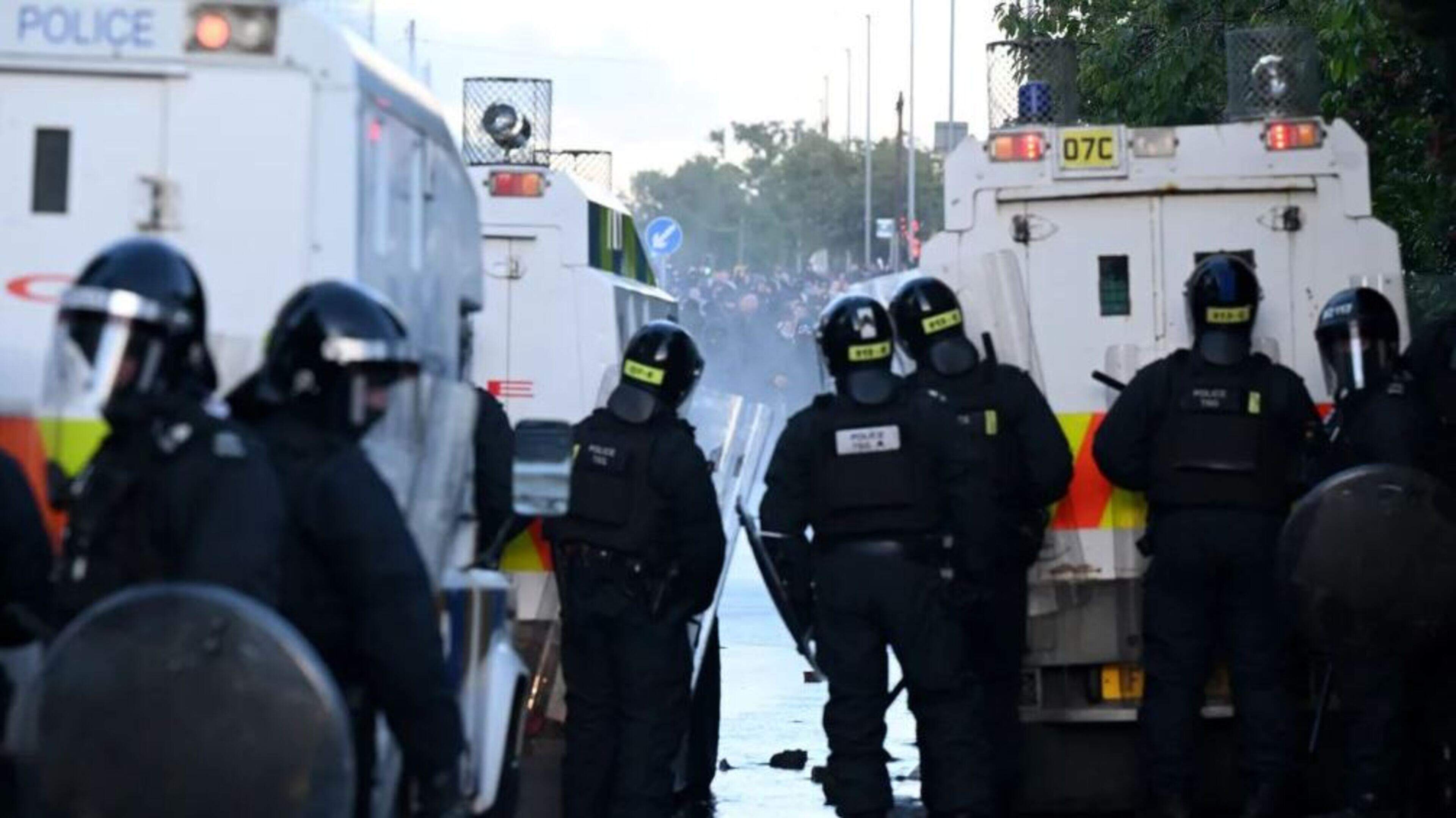 Belfast riots: Masked rioters tear bricks from properties to hurl at cops in second night of disruption