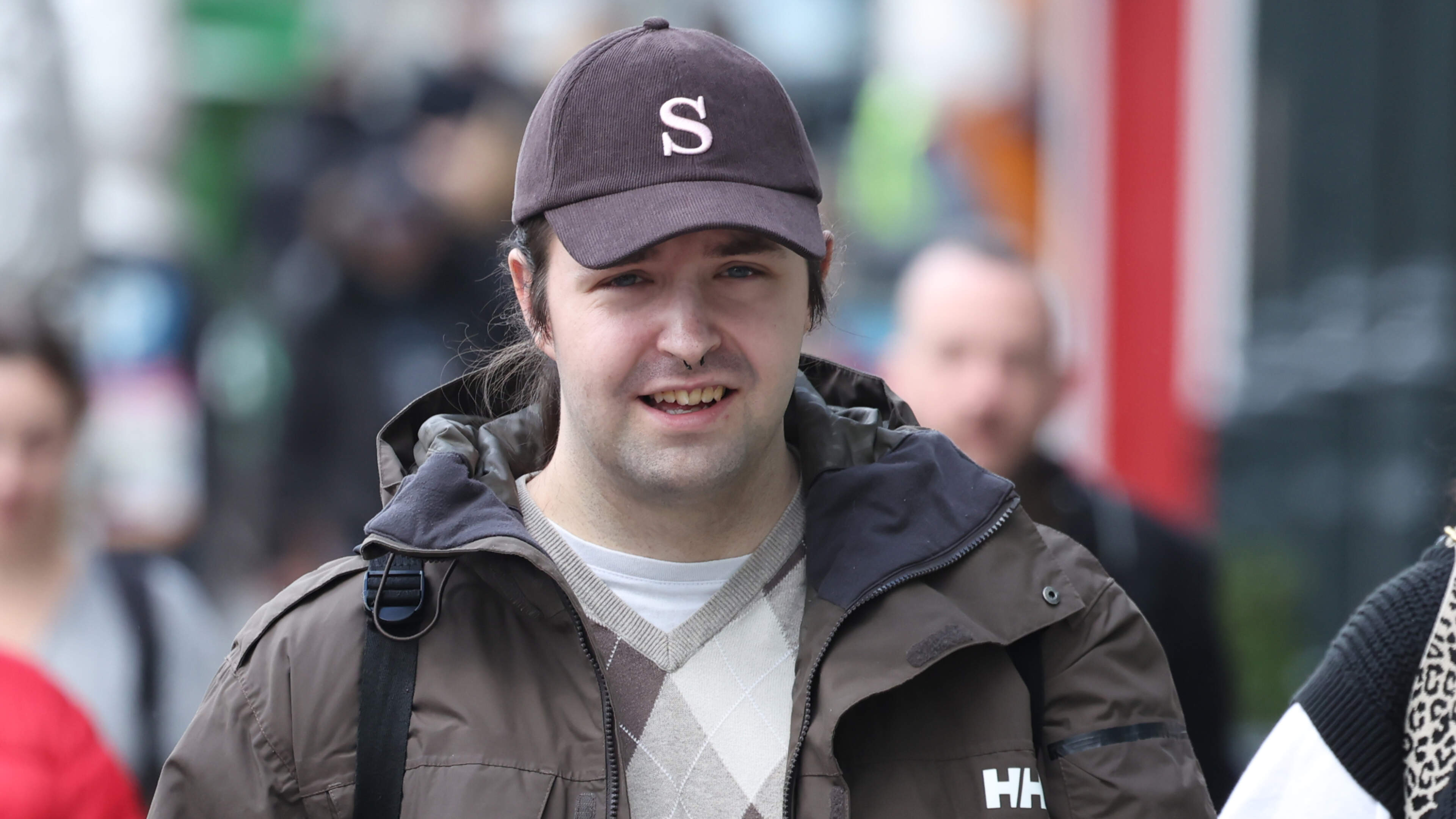 Man (26) who sexually assaulted six-year-old girl handed suspended sentence