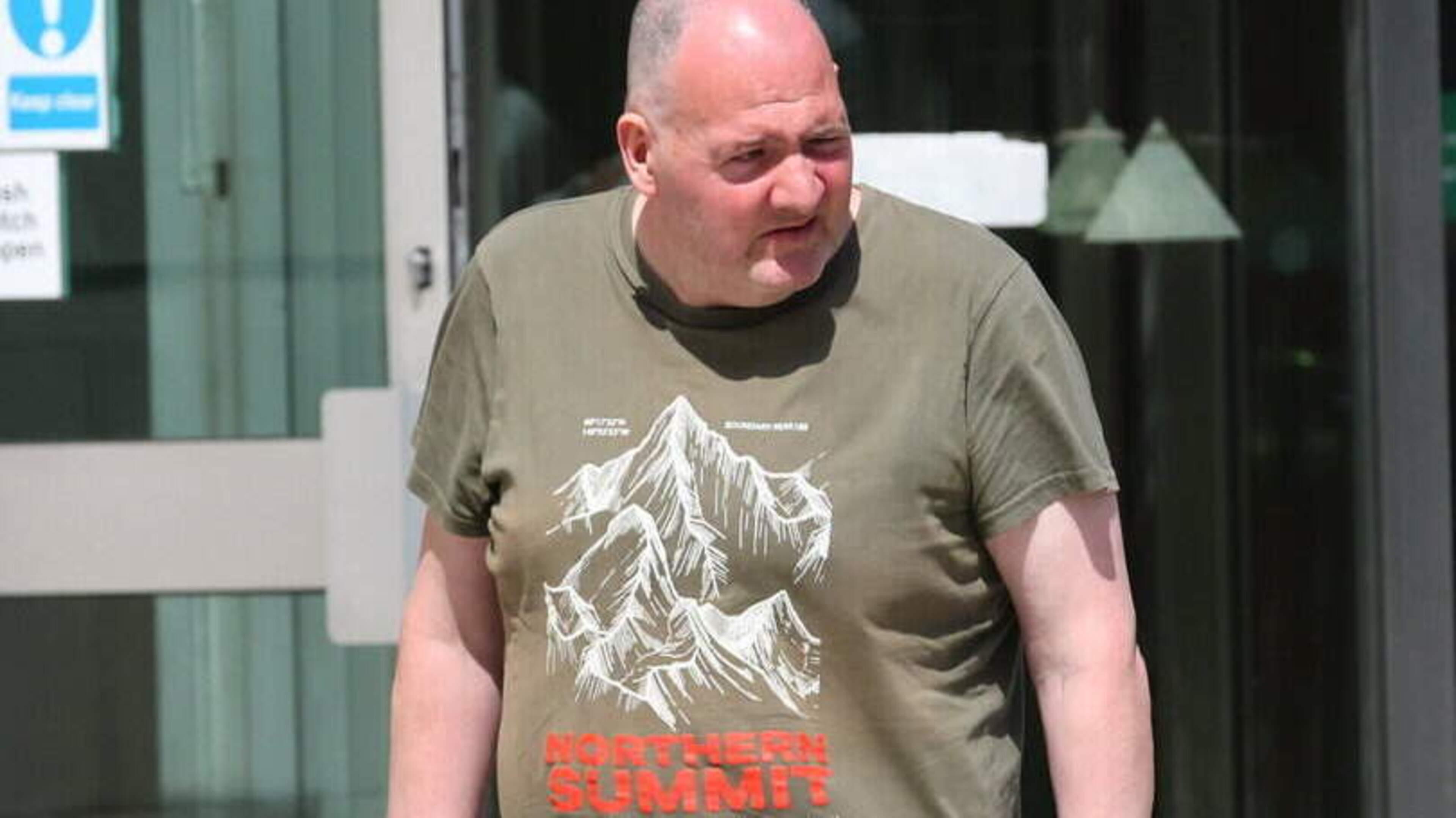 Sex pest who followed random women in parks back in trouble over lewd calls to strangers