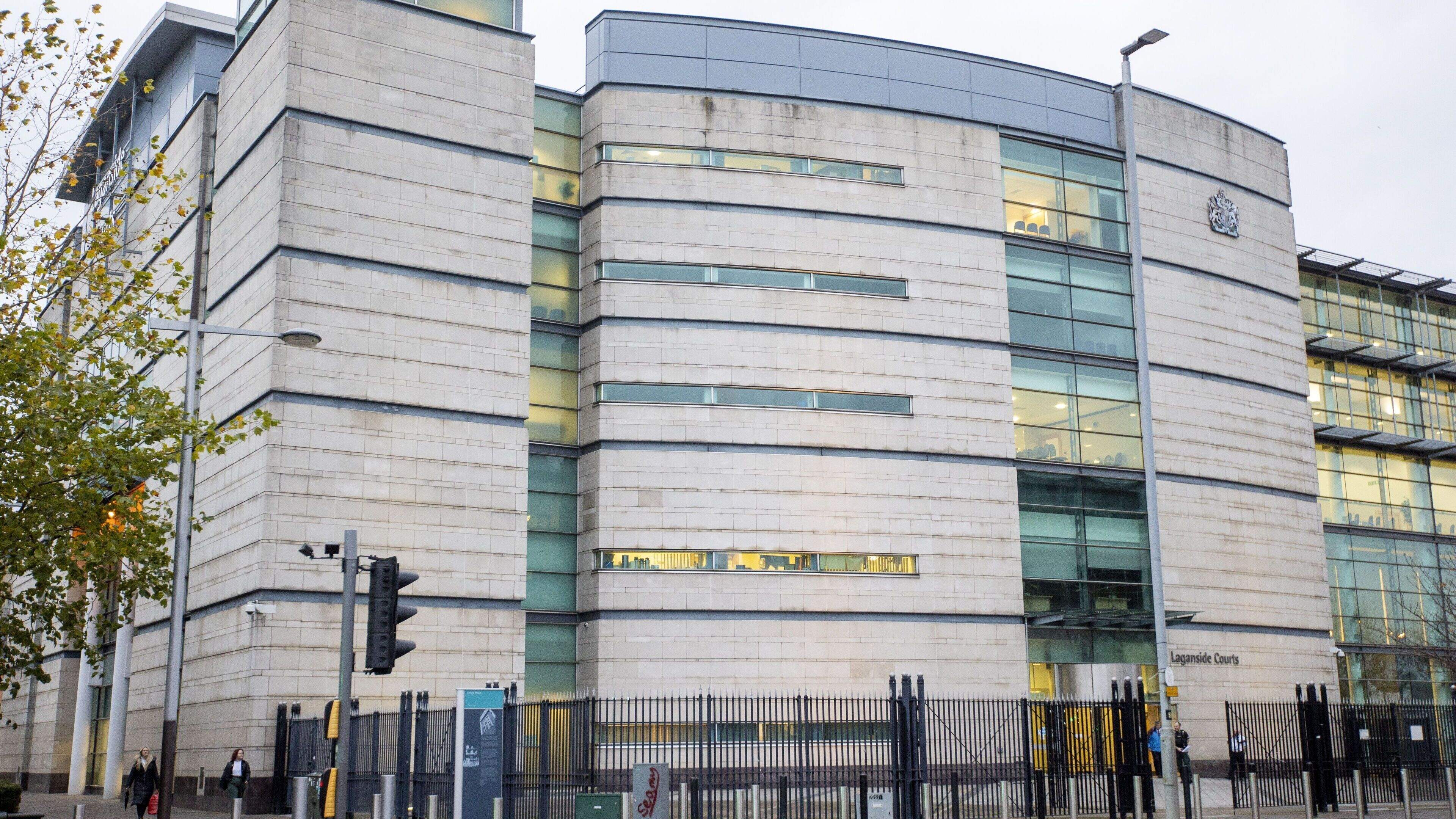 Taxi passenger ‘shows off’ seven-inch knife before alleged attack on cop