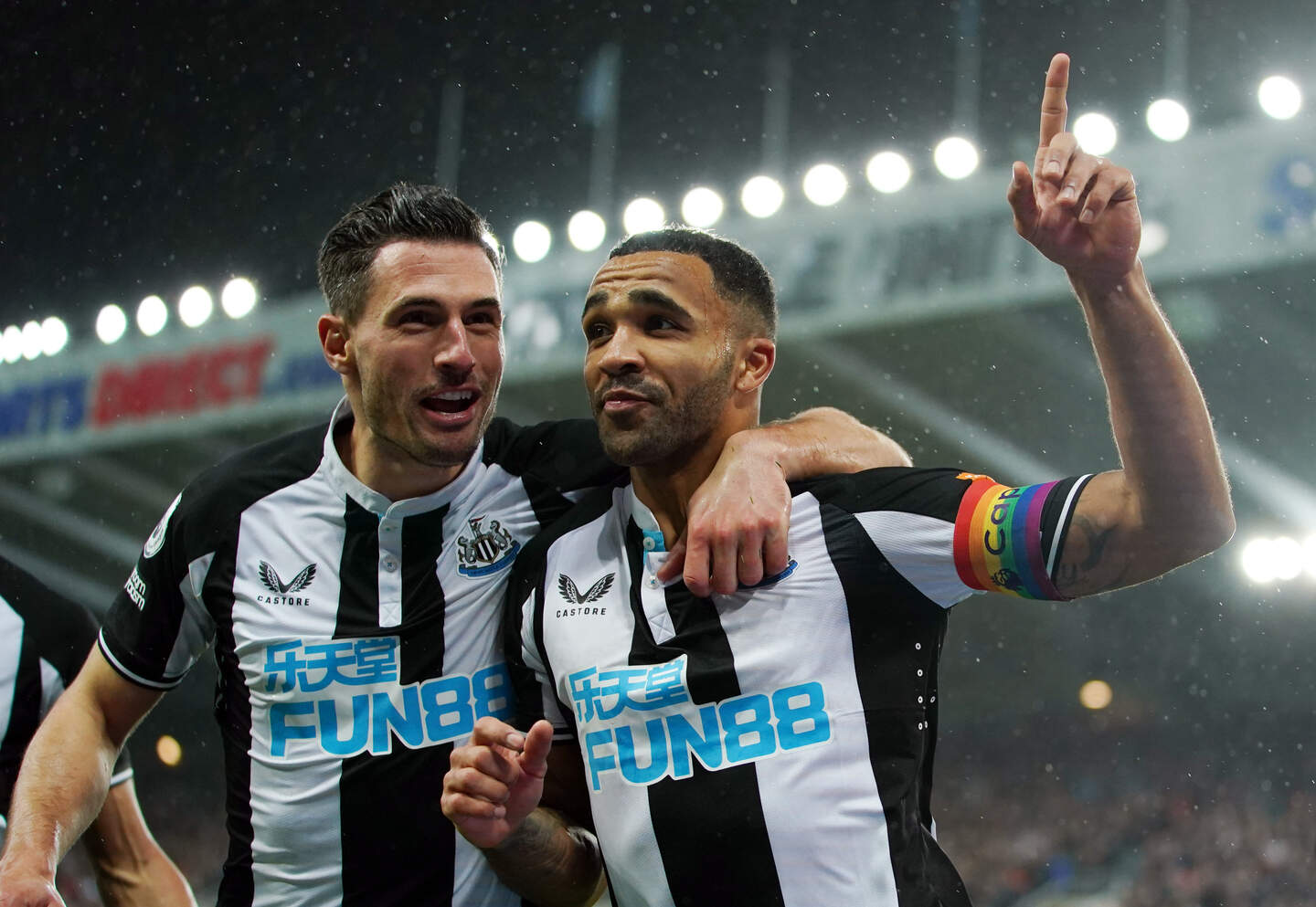 Teemu Pukki earns Norwich a point against 10-man Newcastle | Crime World