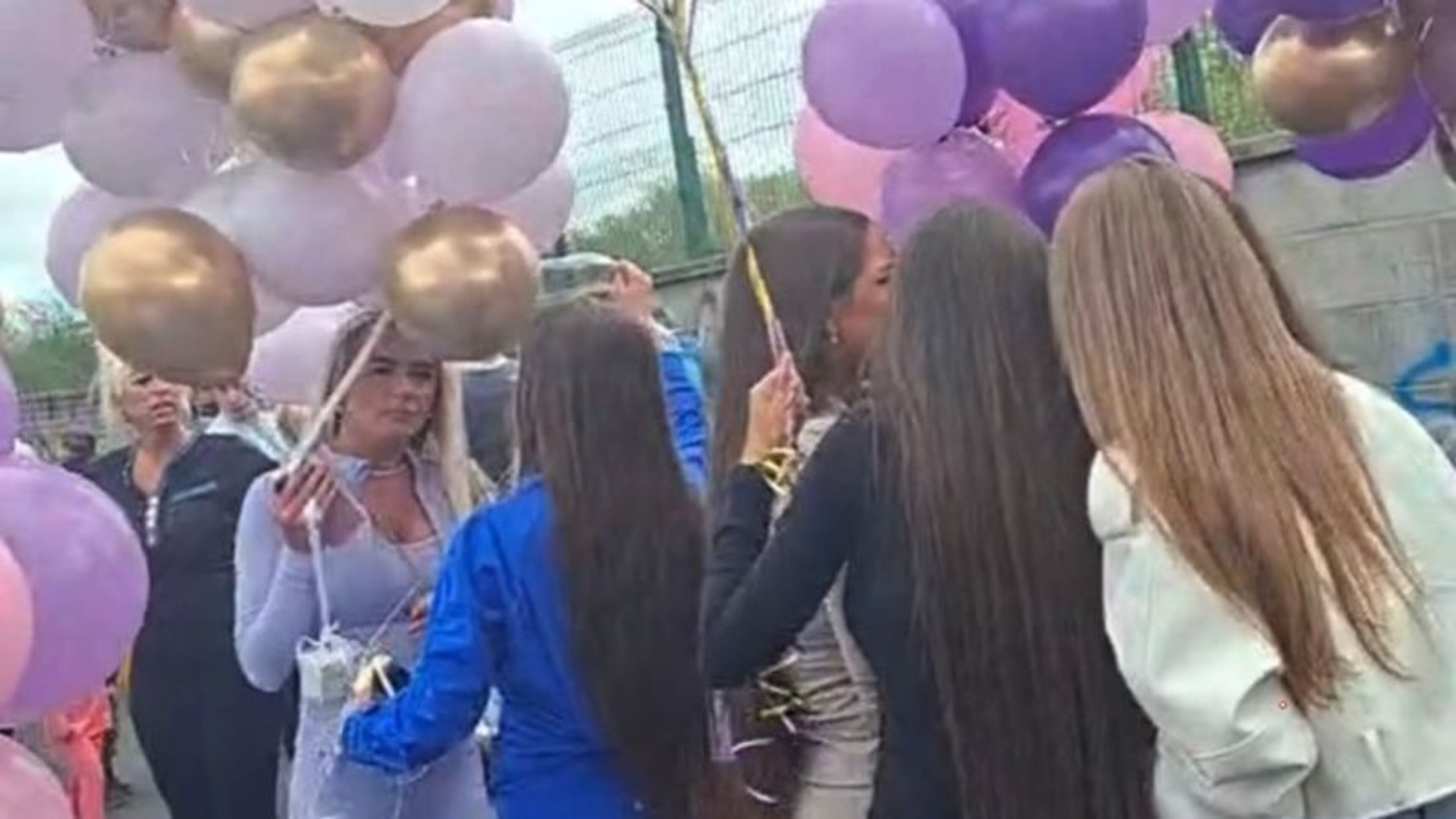 Scarlett Faulkner’s daughter joins crowds for balloon release in memory of young mum