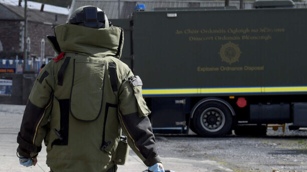 Houses evacuted as explosion carried out on grenade found in Co Galway