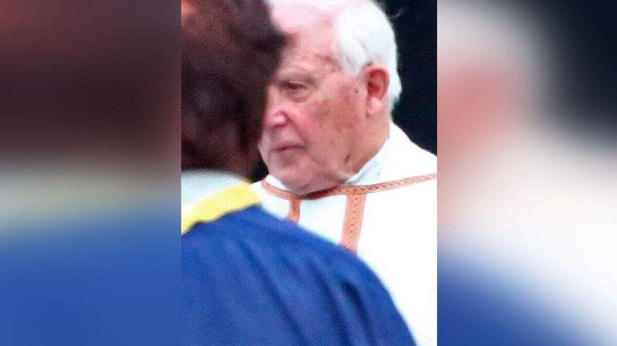 Father Denis Foley: Retired priest who struck Clondalkin mourners with ...
