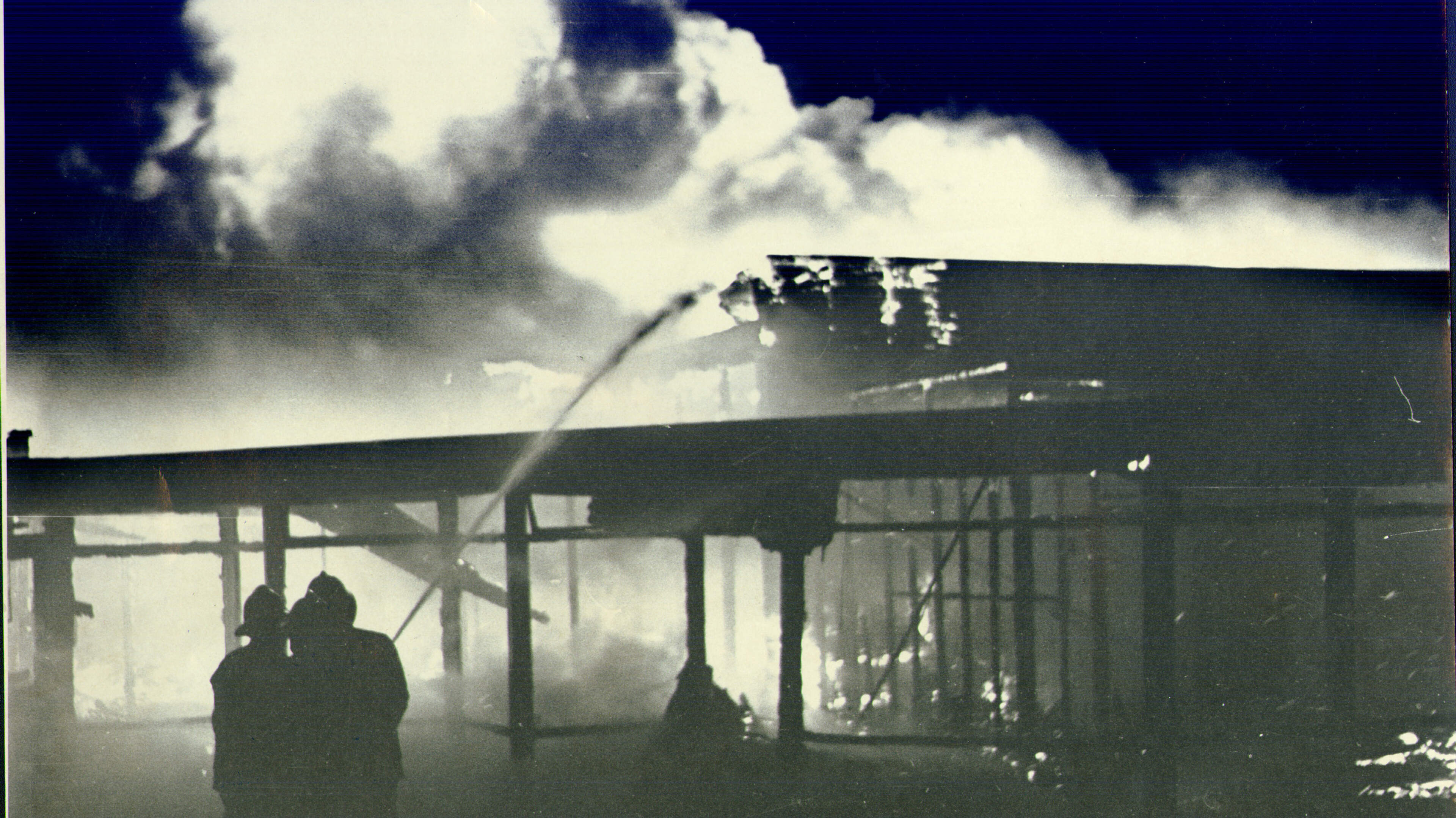 Veteran journalist recalls the trauma of being first on the scene at La Mon bombing 