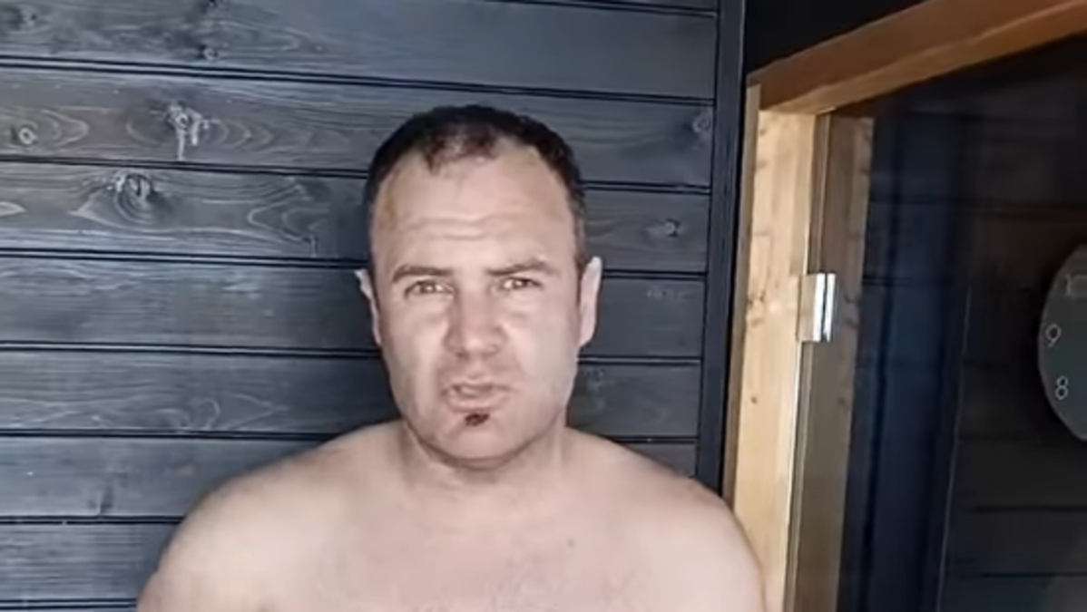 ‘I’m no paedo’ - Publicity-seeking sex offender turned boxer moans about social posts