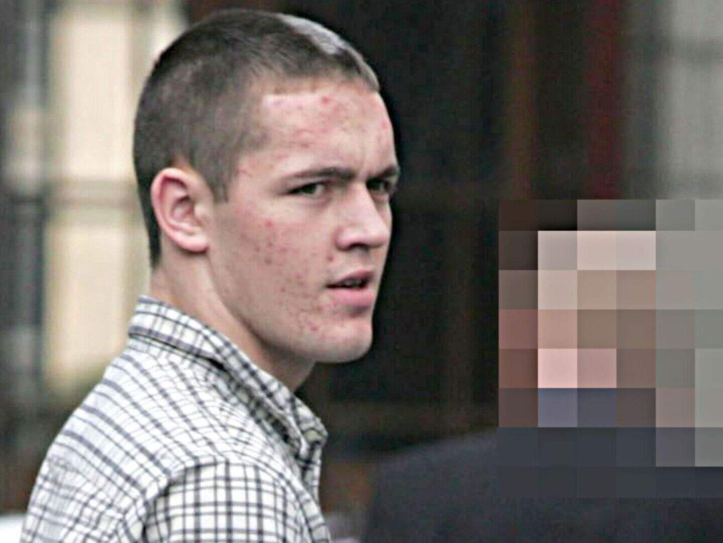 Thug Leonard Dumbrell who has over 140 convictions has suspended ...