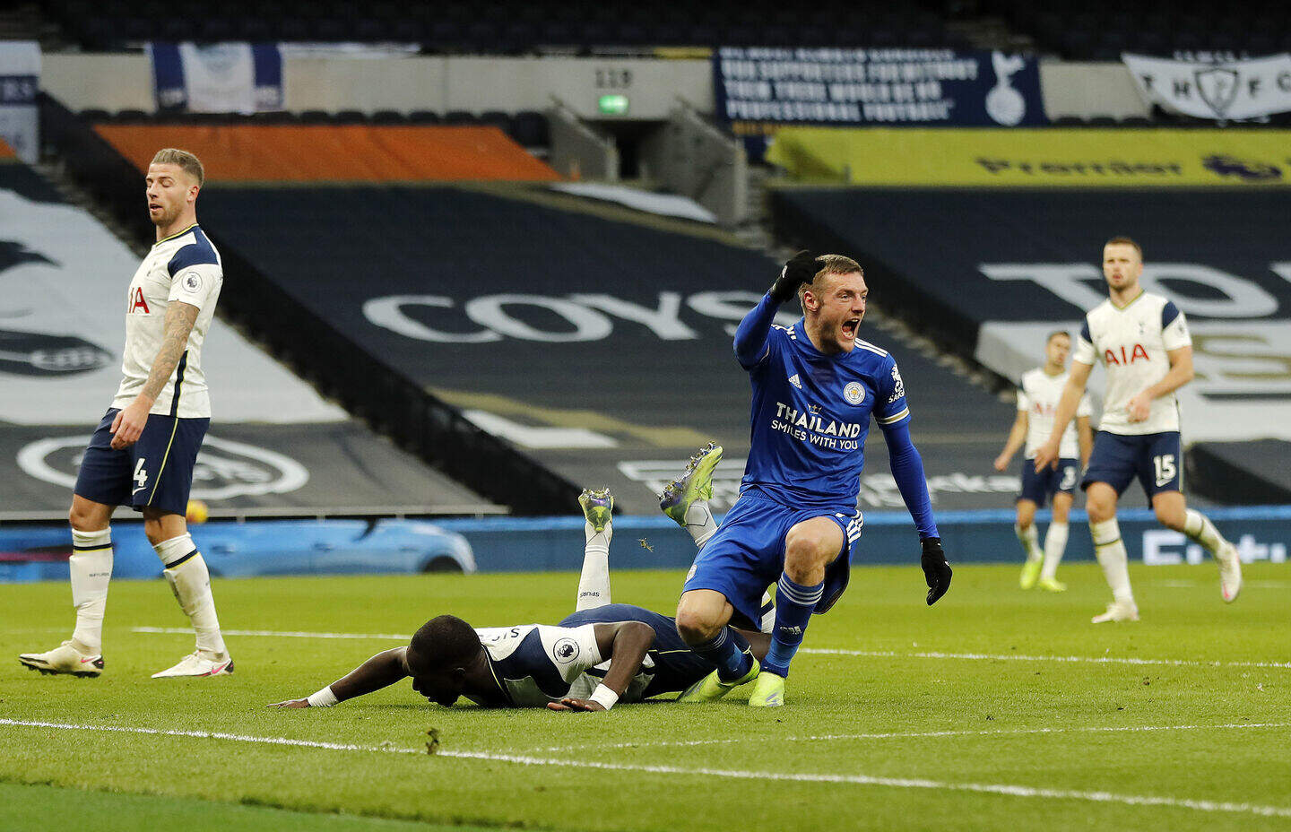 Spurs boss Jose Mourinho refuses to blame Serge Aurier as his mistake ...