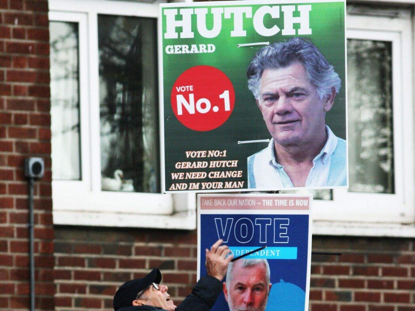 Gerry 'The Monk' Hutch’s brother Patsy erects poster outside former ...