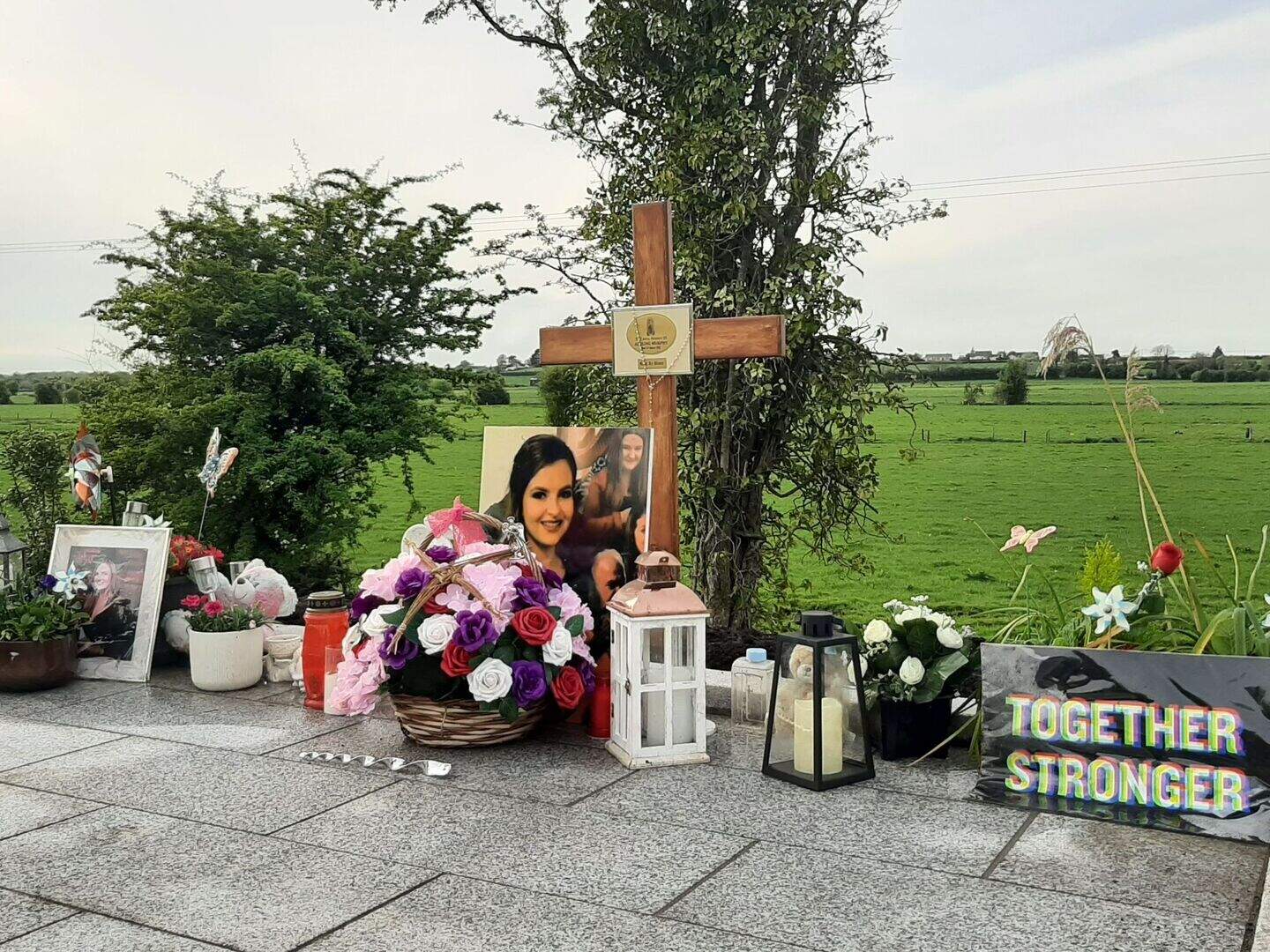 Memorial to Ashling murphy placed at the site of her killing in Co ...