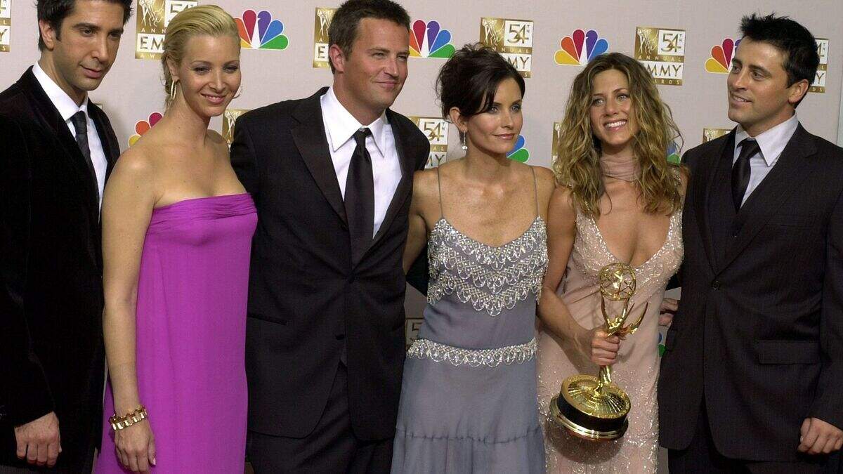 Matthew Perry’s most memorable Friends scenes as Chandler Bing | Crime ...