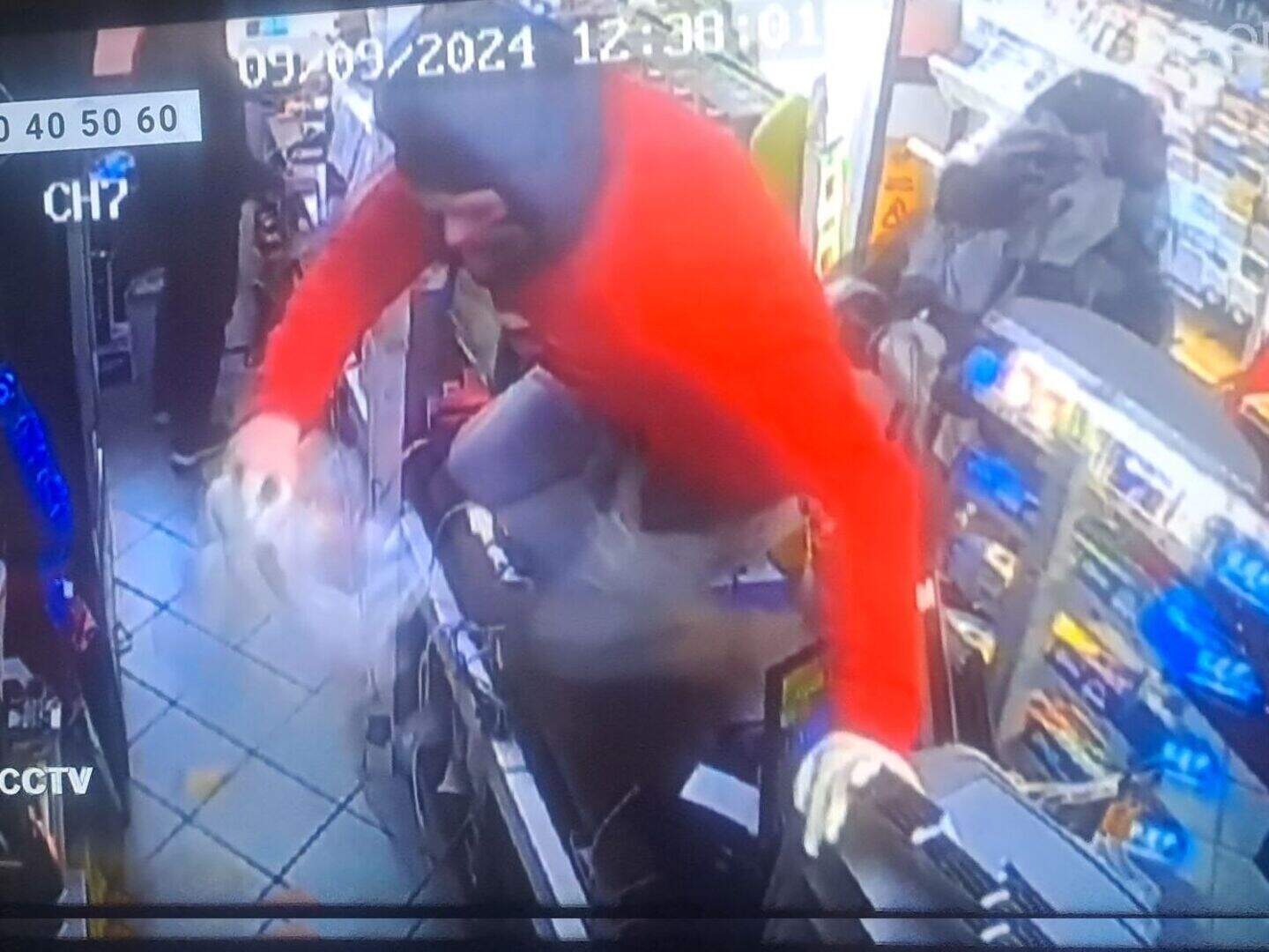 RTÉ Crimecall: CCTV captures armed raid on Dublin shop after two cars ...