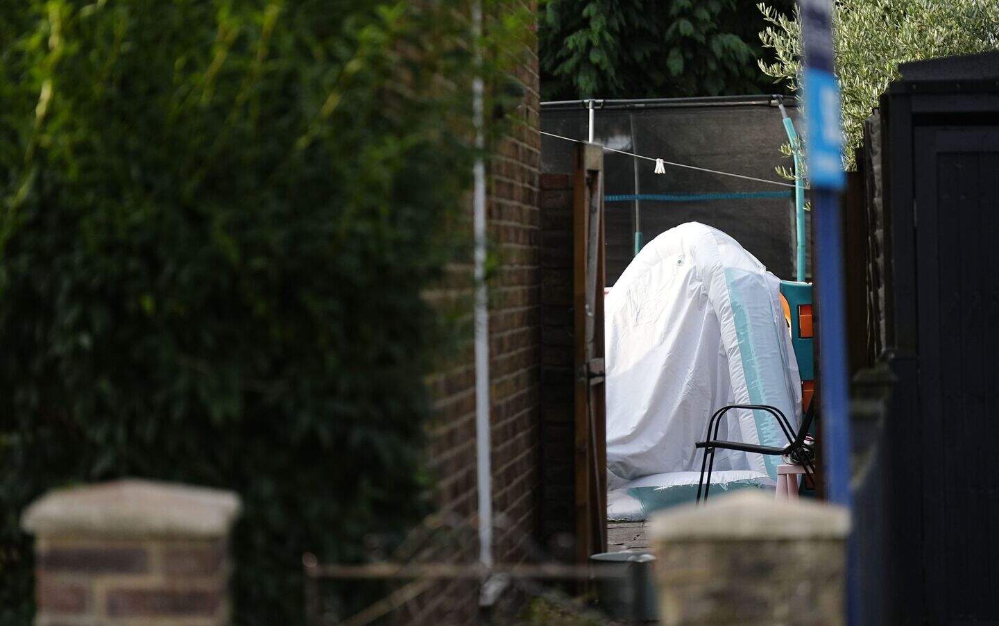 Staines deaths: Floral tributes laid after man and three children found ...