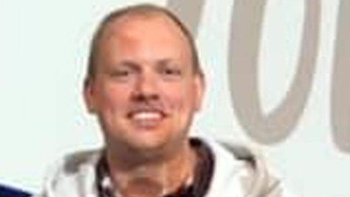 Disgraced PSNI officer who had year long affair with vulnerable ...